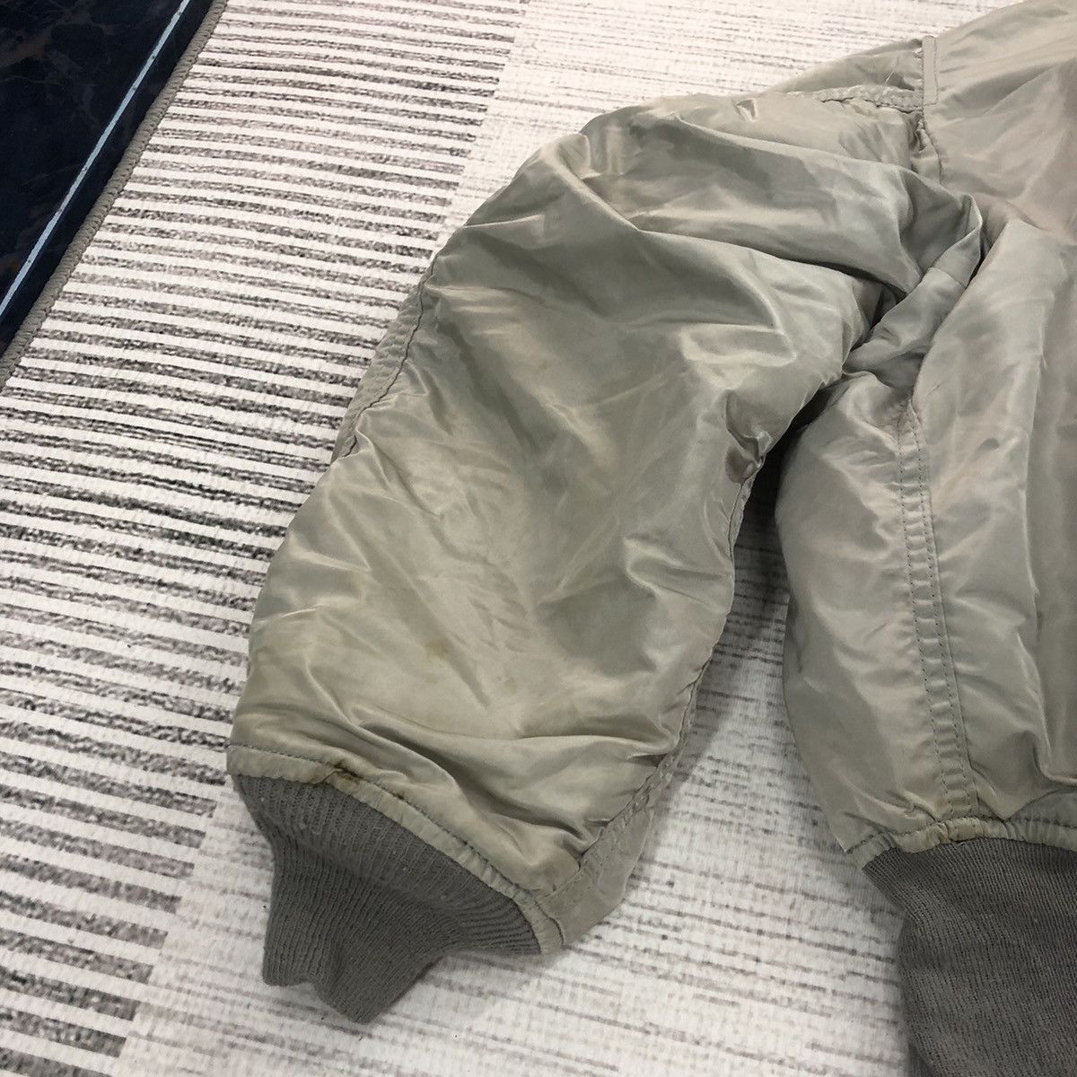 Alpha Industries Vintage Alpha Industries Riversible Bomber Jacket Size US L / EU 52-54 / 3 - 7 Thumbnail