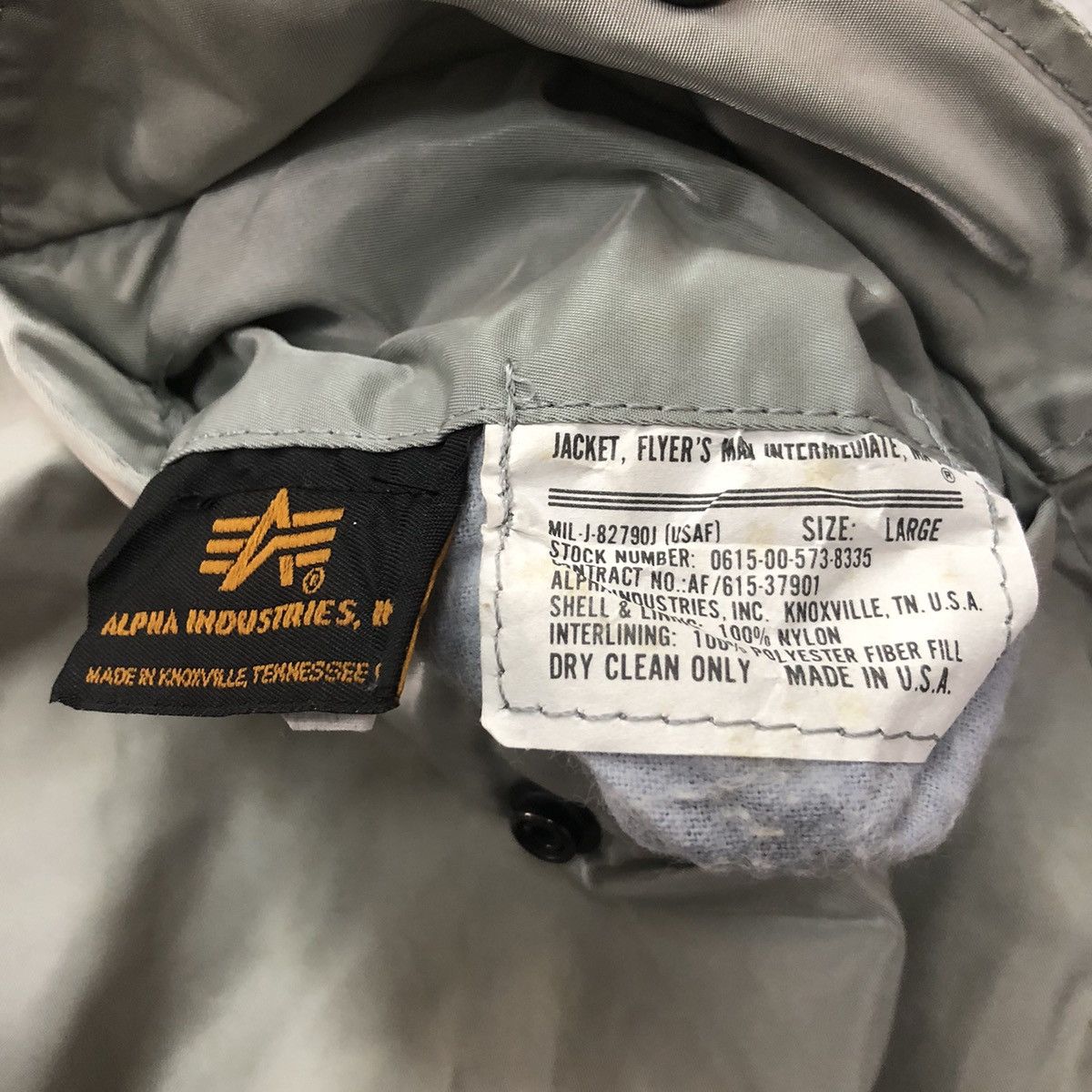 Alpha Industries Vintage Alpha Industries Riversible Bomber Jacket Size US L / EU 52-54 / 3 - 9 Thumbnail