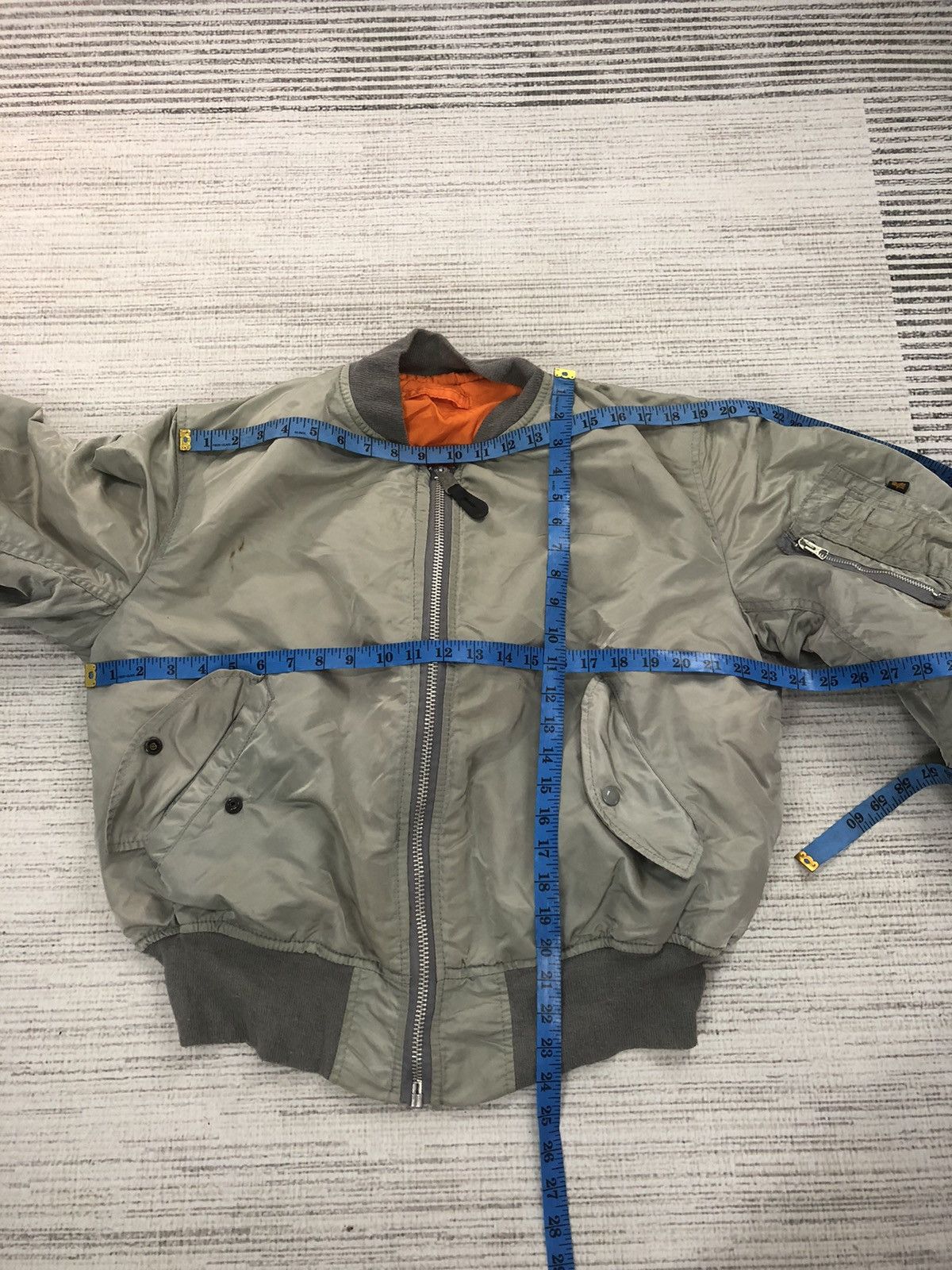 Alpha Industries Vintage Alpha Industries Riversible Bomber Jacket Size US L / EU 52-54 / 3 - 11 Thumbnail
