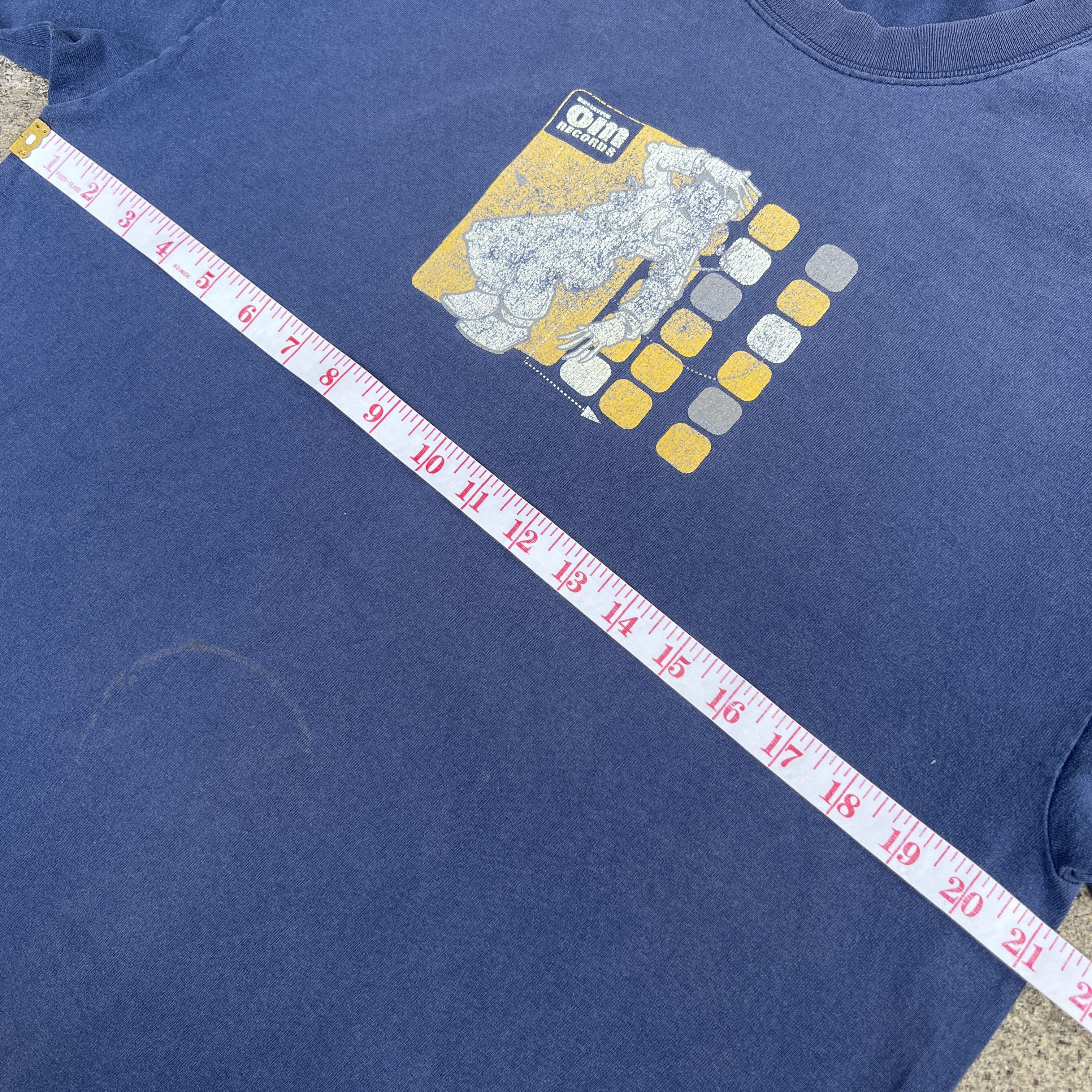 Band Tees × Vintage Vintage OM Records Promo Tee Faded Electronic music Hip hop Size US L / EU 52-54 / 3 - 7 Thumbnail