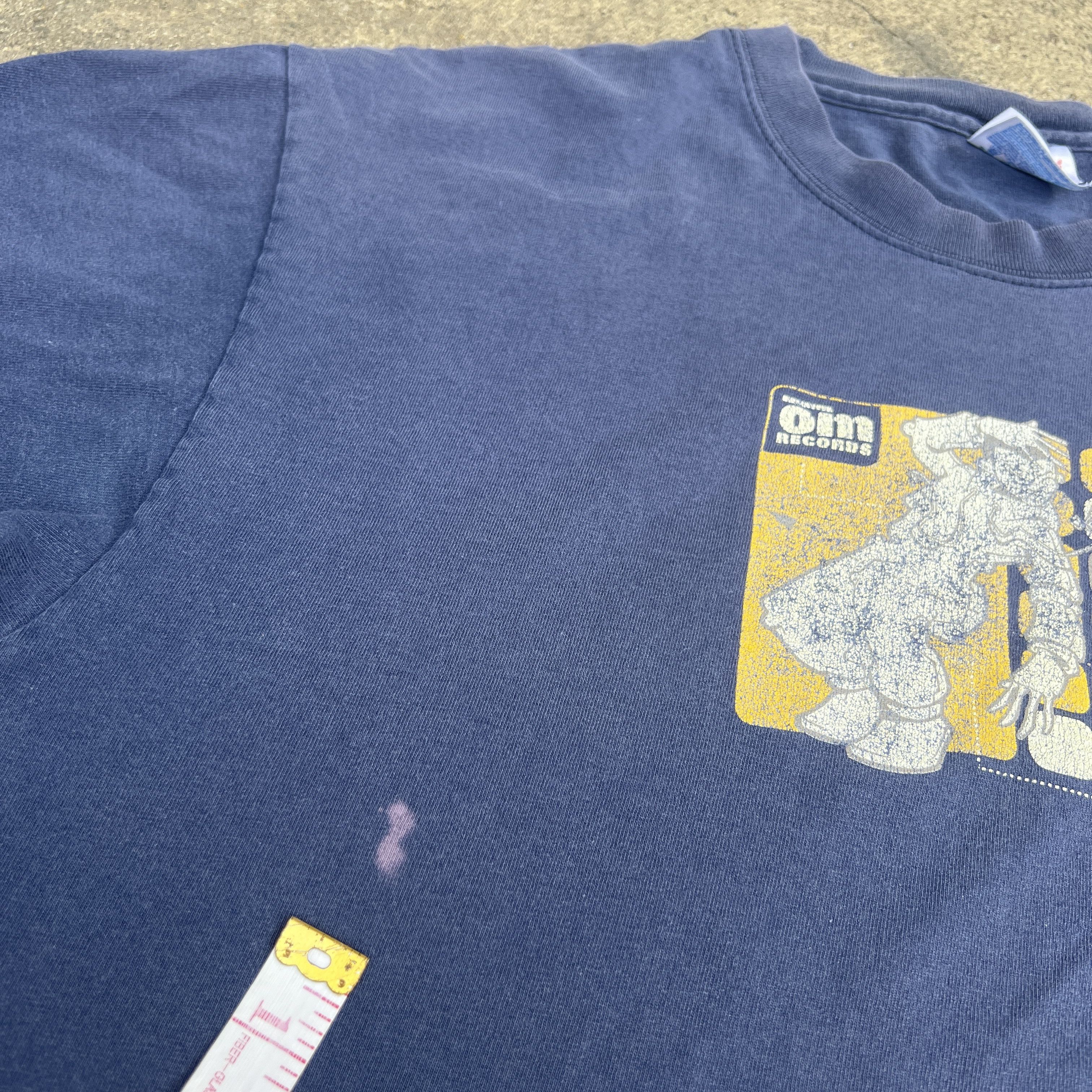 Band Tees × Vintage Vintage OM Records Promo Tee Faded Electronic music Hip hop Size US L / EU 52-54 / 3 - 4 Thumbnail