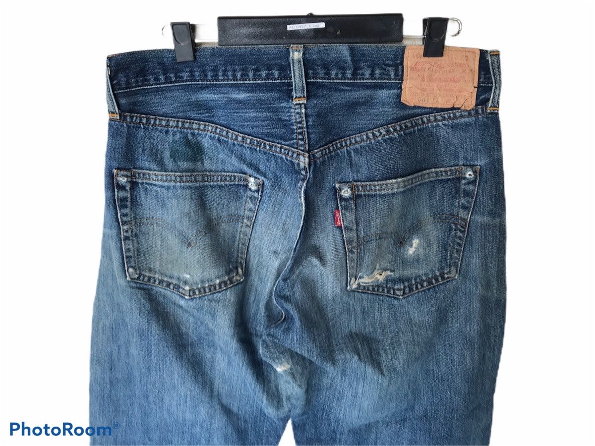 Levi's Vintage Clothing × Vintage Vintage Levi's Big E 501xx LVC Jeans Selvedge Distressed Size US 32 / EU 48 - 4 Thumbnail