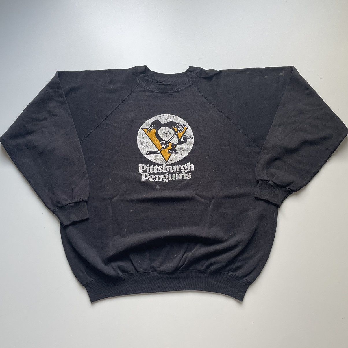 NHL × Vintage Vintage 90s Pittsburgh Penguins NHL graphic Crewneck Size US XL / EU 56 / 4 - 1 Thumbnail