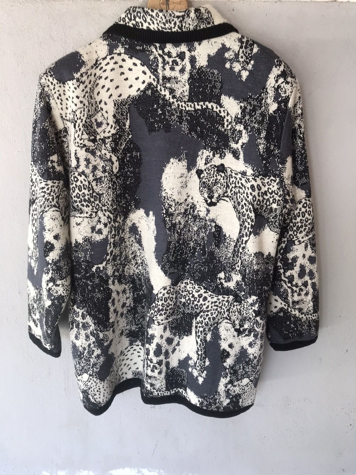 Japanese Brand × Vintage Vintage Buttons Ups Overprints Tiger Size US L / EU 52-54 / 3 - 2 Thumbnail