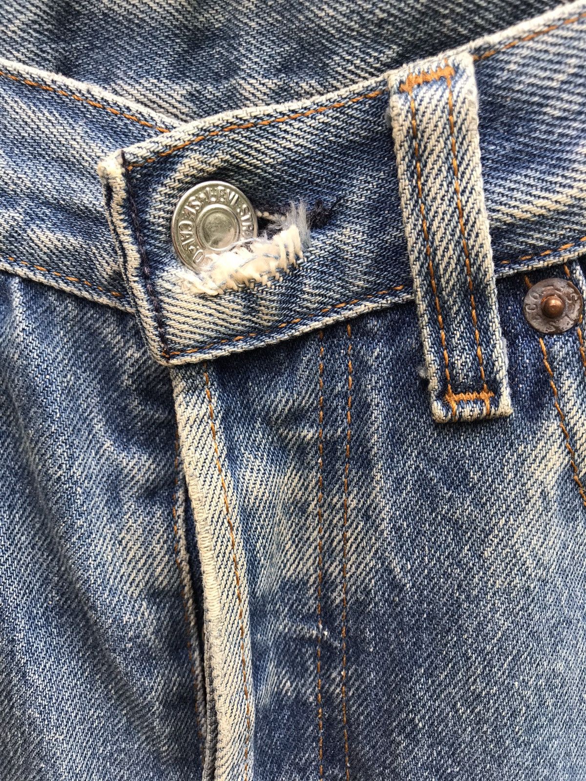 Levi's Vintage Clothing × Vintage Vintage Levi's Distressed Size US 30 / EU 46 - 6 Thumbnail
