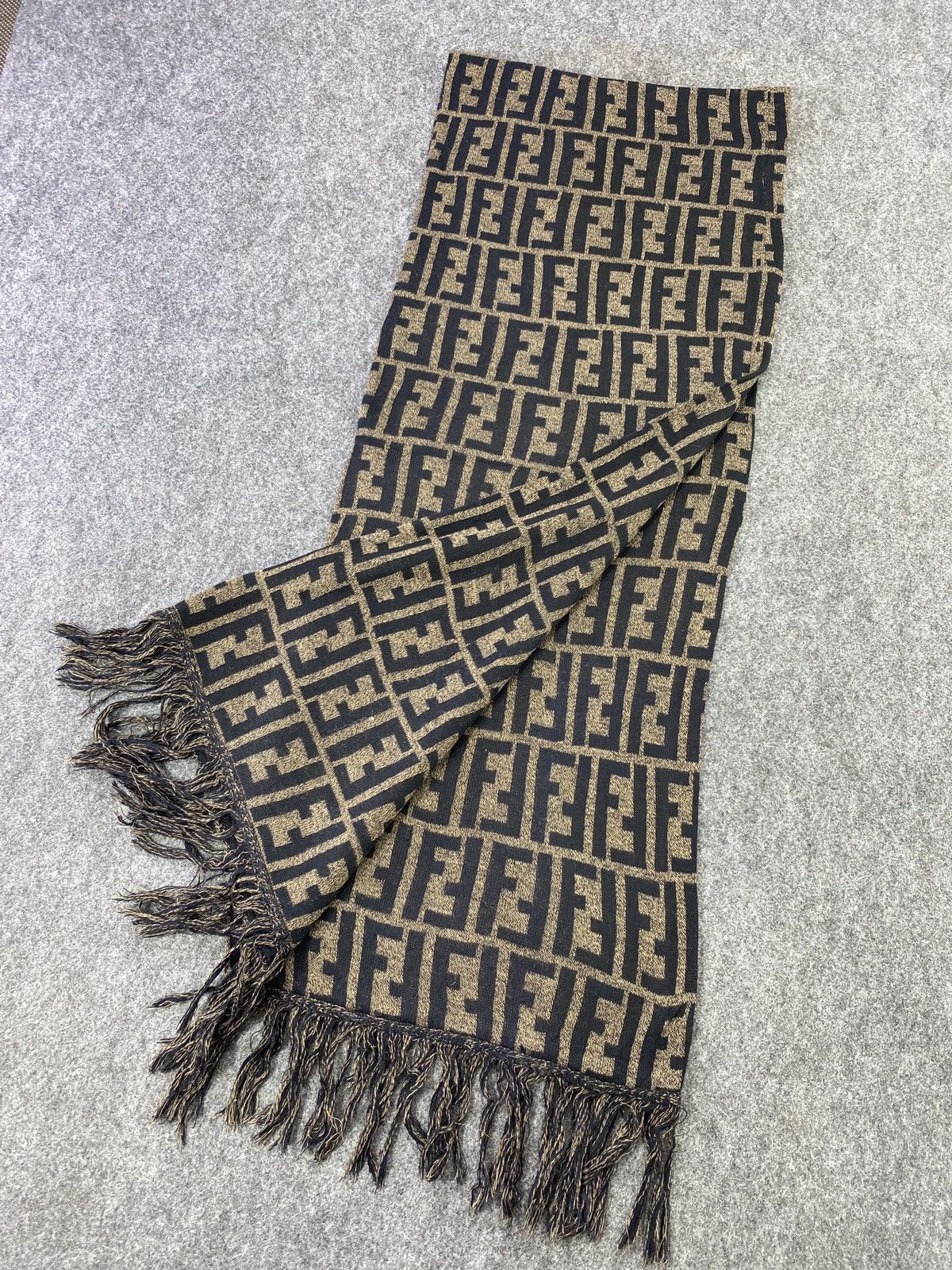 Designer Fendi Scarf/Muffler/Neckwear -T231 Size ONE SIZE - 4 Thumbnail