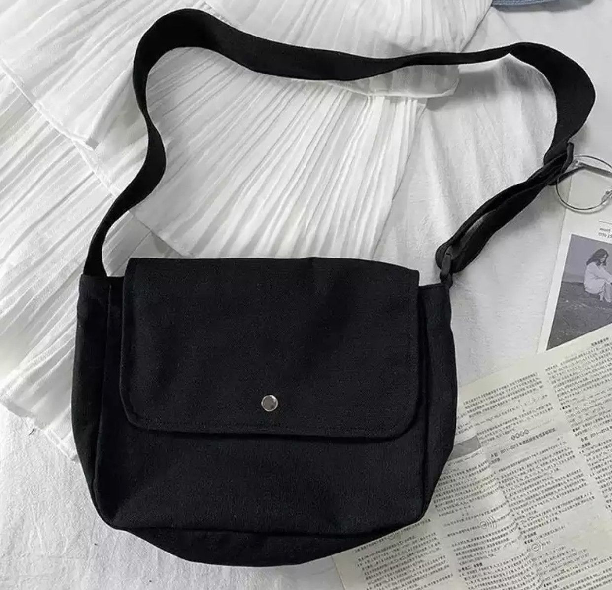 Japanese Brand Crossbody Canvas Bag Size ONE SIZE - 1 Thumbnail