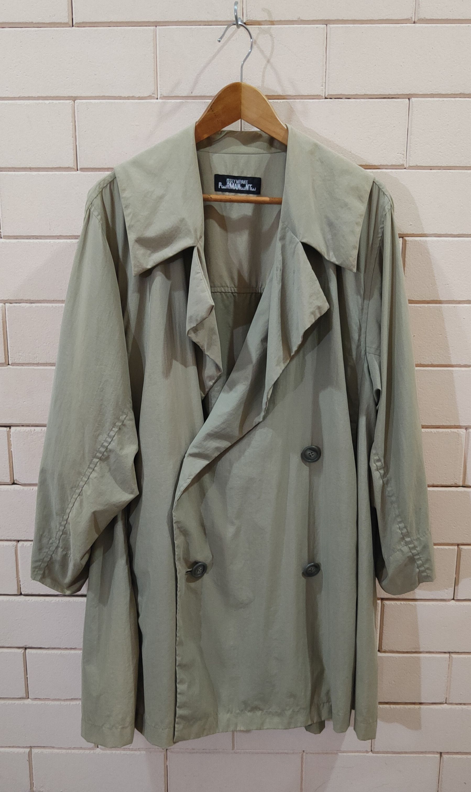 Issey Miyake Vintage Issey Miyake Permanente Trench Coat Size US M / EU 48-50 / 2 - 1 Thumbnail