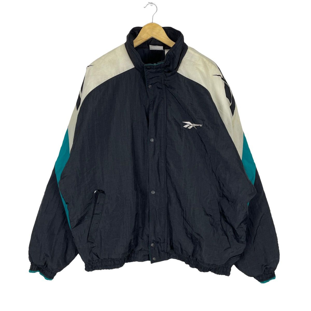 ❄️VINTAGE REEBOK PUFFER VARSITY JACKET