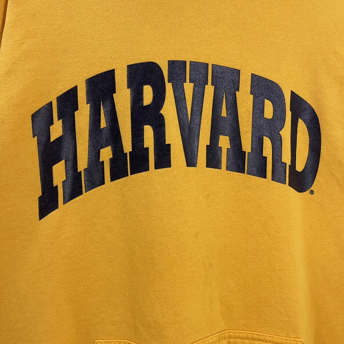 Vintage Vintage 90s University of Harvard Crewneck Hoodies Size M Size US M / EU 48-50 / 2 - 5 Thumbnail