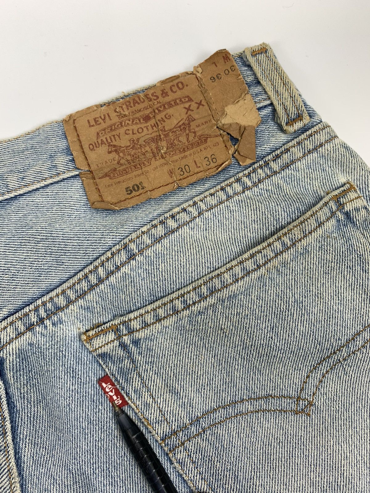 Levi's Vintage Clothing × Vintage Vintage levis Strauss co 555 Button Sunfaded Denim Size US 28 / EU 44 - 14 Thumbnail