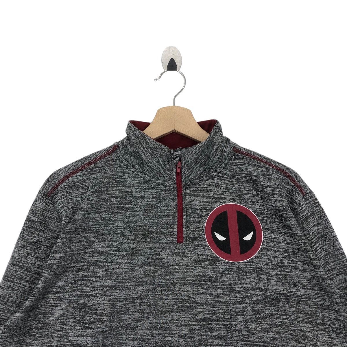 Marvel Comics Rare MARVEL DEADPOOL Half Zipper Sweatshirt Pullover Jumper Size US L / EU 52-54 / 3 - 7 Thumbnail