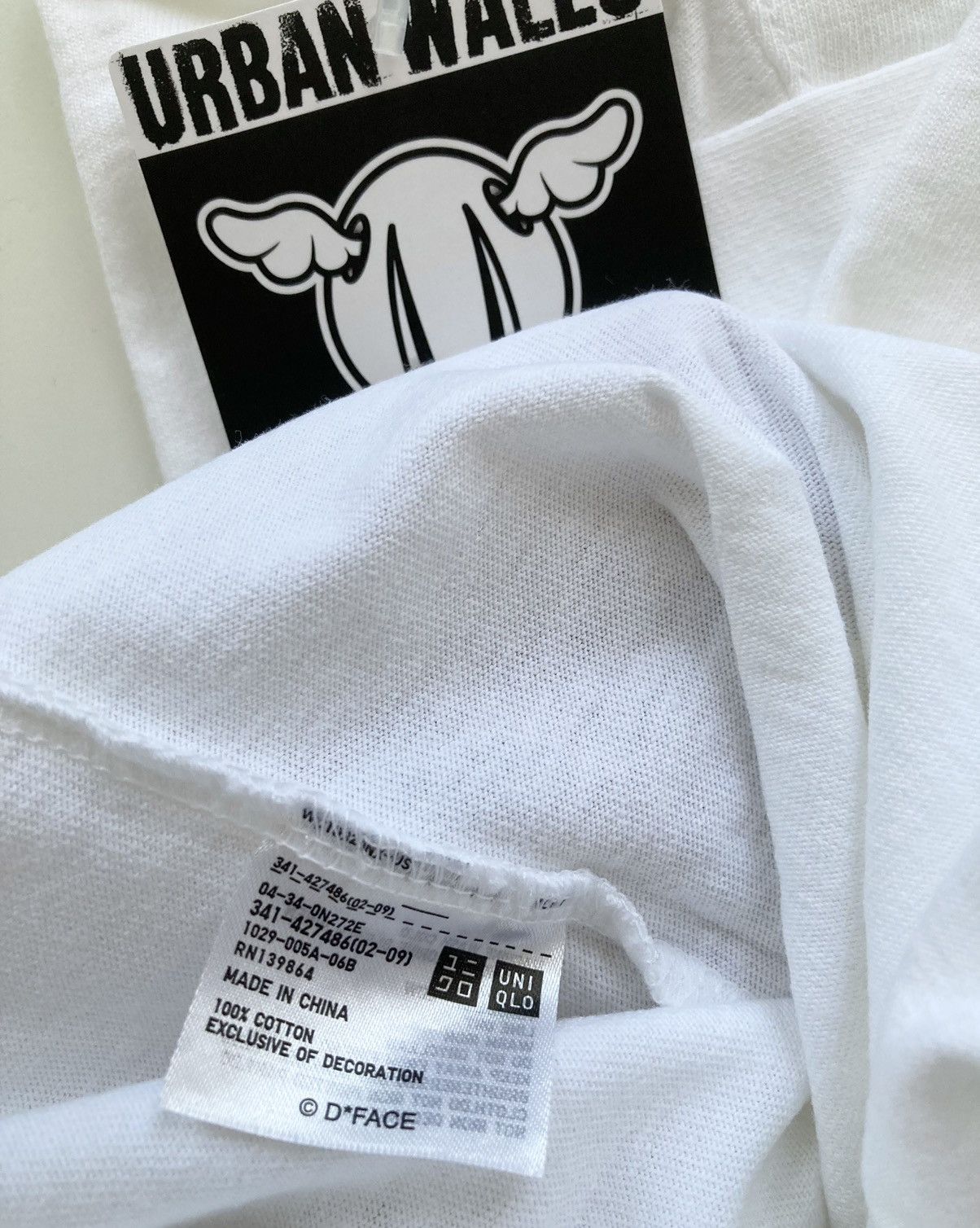Uniqlo Dface street art you are dead to me Uniqlo large Size US L / EU 52-54 / 3 - 5 Thumbnail