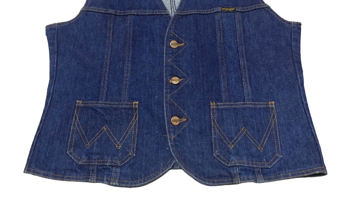 Vintage × Wrangler Rare Design Vintage Brand Wrangler Vest Denim 1990s Size US XL / EU 56 / 4 - 3 Thumbnail