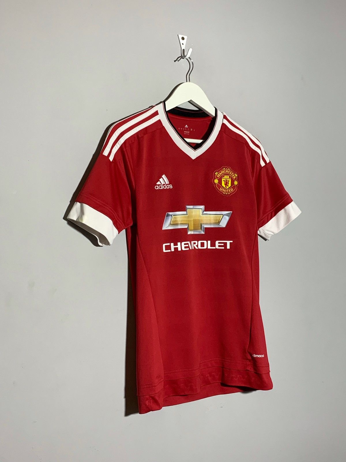 Adidas Manchester United 2015/16 Y2k Streetwear Football Shirt Size US S / EU 44-46 / 1 - 2 Thumbnail