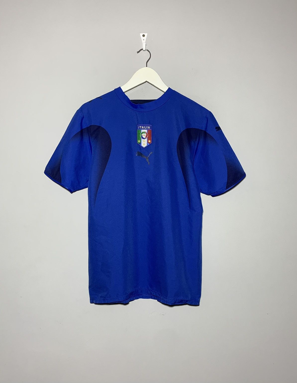 Puma Italy Puma 2006 Vintage Y2k Streetwear Football Shirt Size US M / EU 48-50 / 2 - 1 Thumbnail