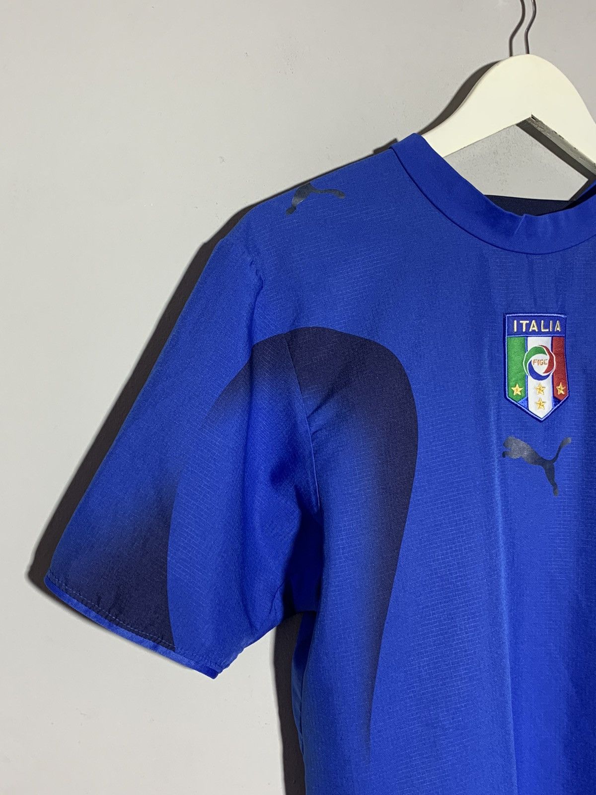 Puma Italy Puma 2006 Vintage Y2k Streetwear Football Shirt Size US M / EU 48-50 / 2 - 4 Thumbnail