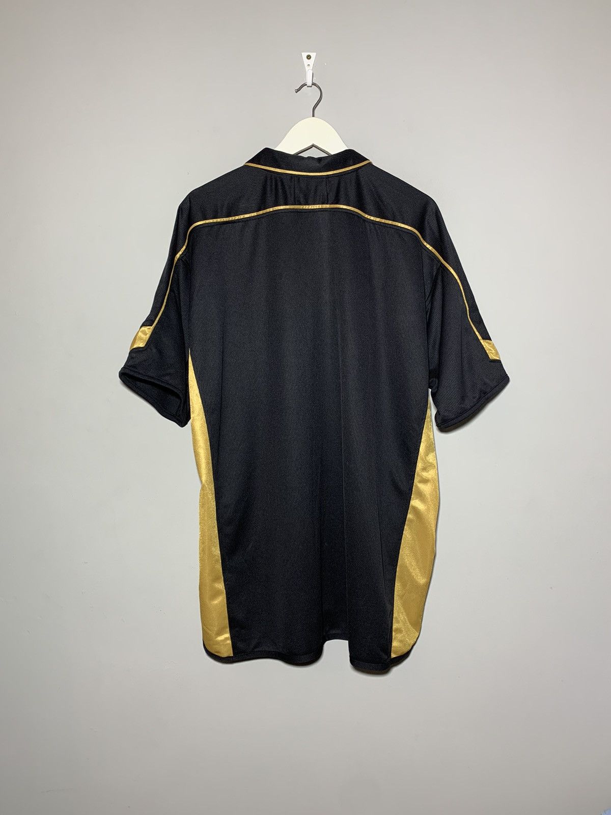 Umbro × Vintage Celtic Umbro 2003/04 Vintage Y2k Blokecore Football Shirt Size US XXL / EU 58 / 5 - 7 Thumbnail
