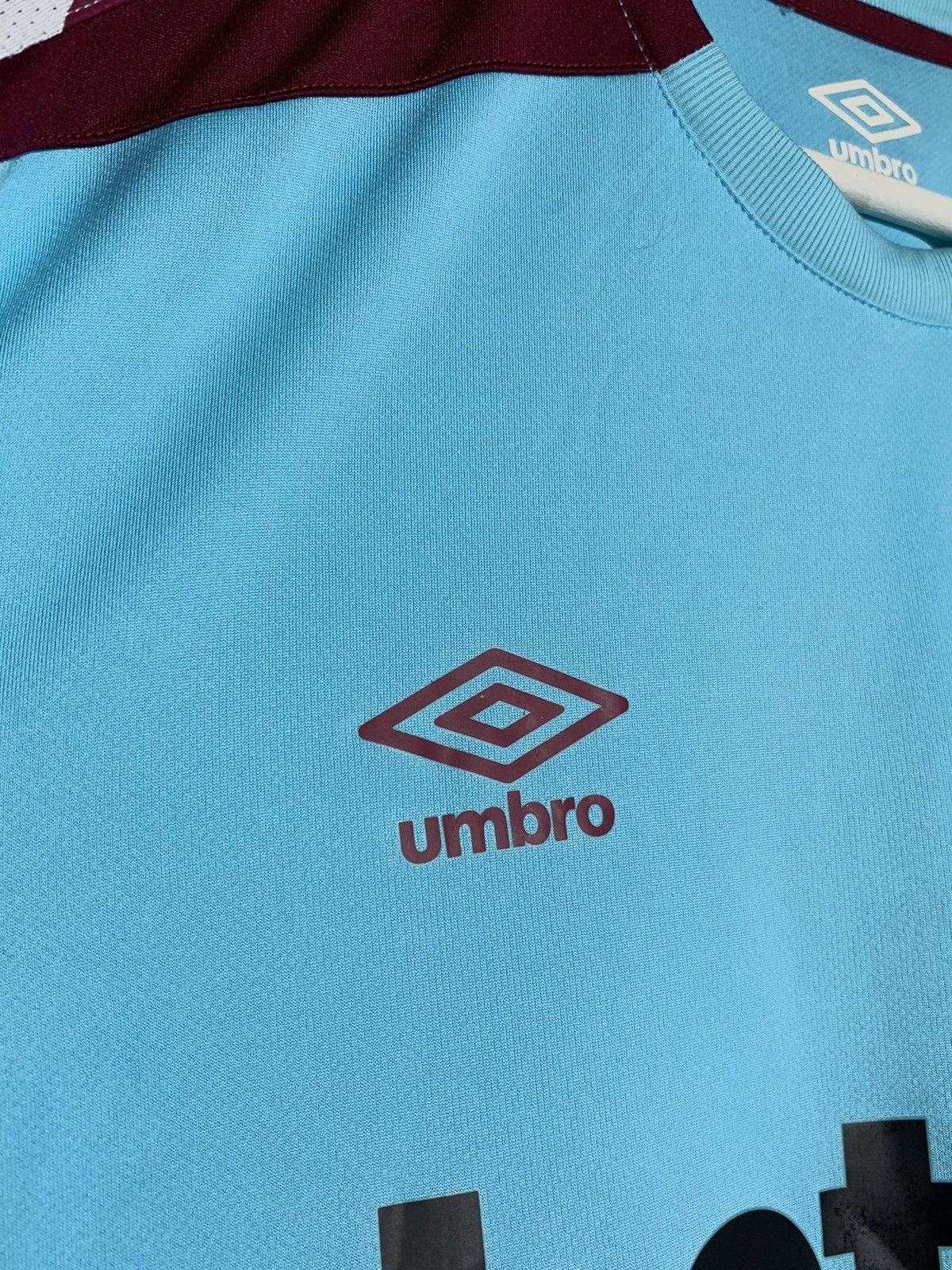 Umbro West-Ham Umbro Y2k Streetwear Blokecore Football Shirt Size US XXL / EU 58 / 5 - 4 Thumbnail