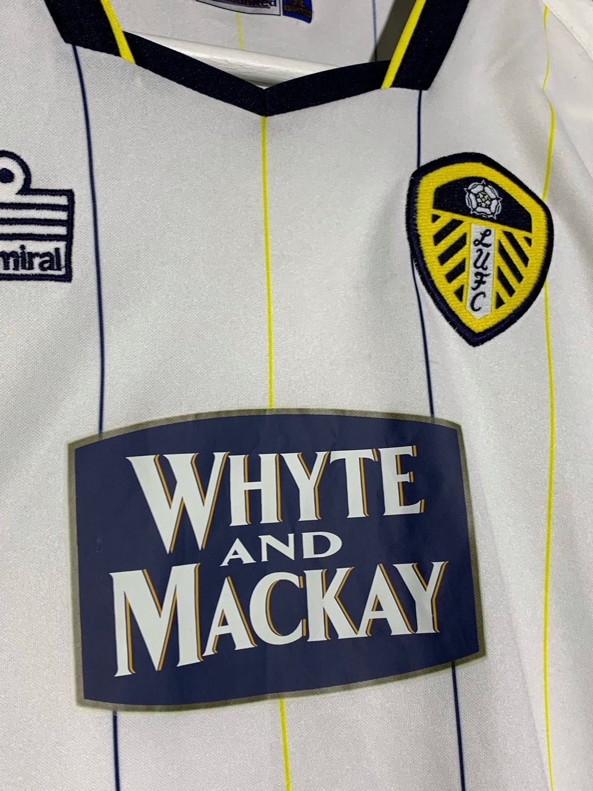 Vintage Leeds United Admiral 2005/06 Y2k Vintage Football Shirt Size US S / EU 44-46 / 1 - 3 Thumbnail