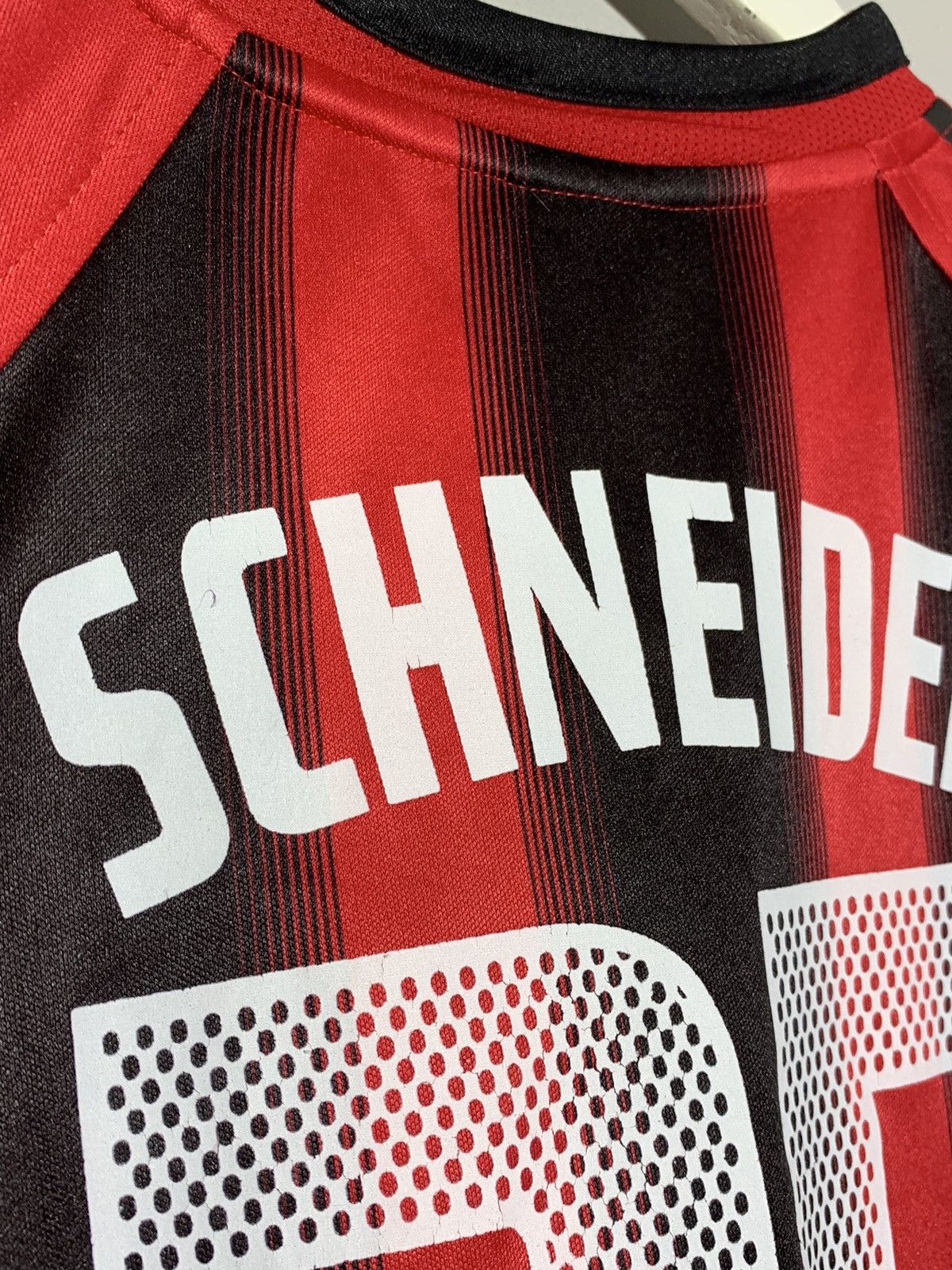 Adidas × Vintage #25 Schneider Bayer 04 Leverkusen 2004/05 football shirt Size US L / EU 52-54 / 3 - 8 Thumbnail