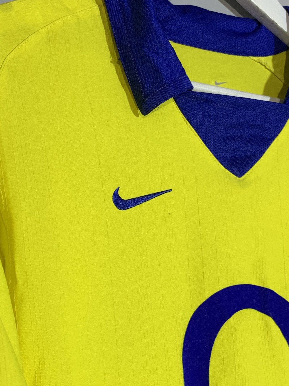 Nike × Vintage Arsenal FC Nike Vintage 2004/05 Away Y2k Football Shirt Size US S / EU 44-46 / 1 - 4 Thumbnail