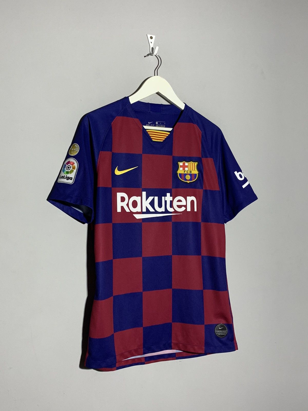Nike #17 Griezmann F.C Barcelona 2019/20 Nike Y2k Football Shirt Size US M / EU 48-50 / 2 - 3 Thumbnail