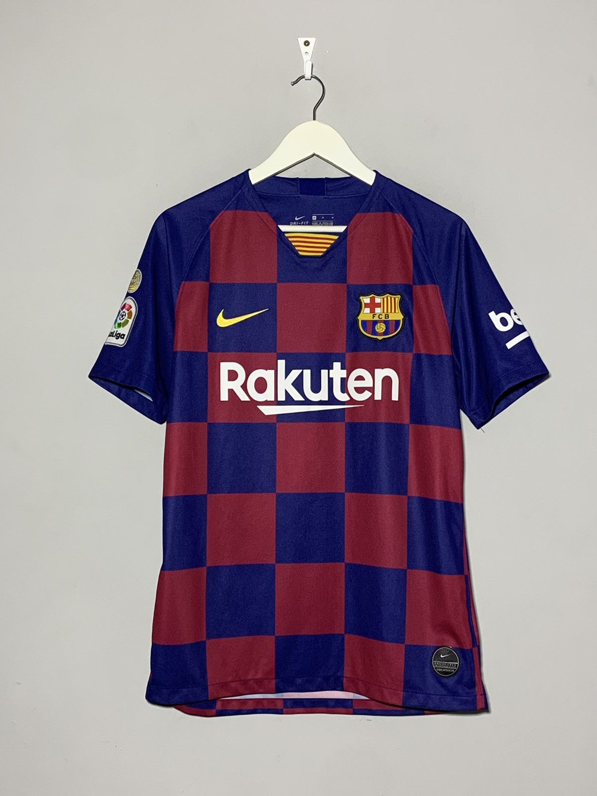 Nike #17 Griezmann F.C Barcelona 2019/20 Nike Y2k Football Shirt Size US M / EU 48-50 / 2 - 1 Thumbnail