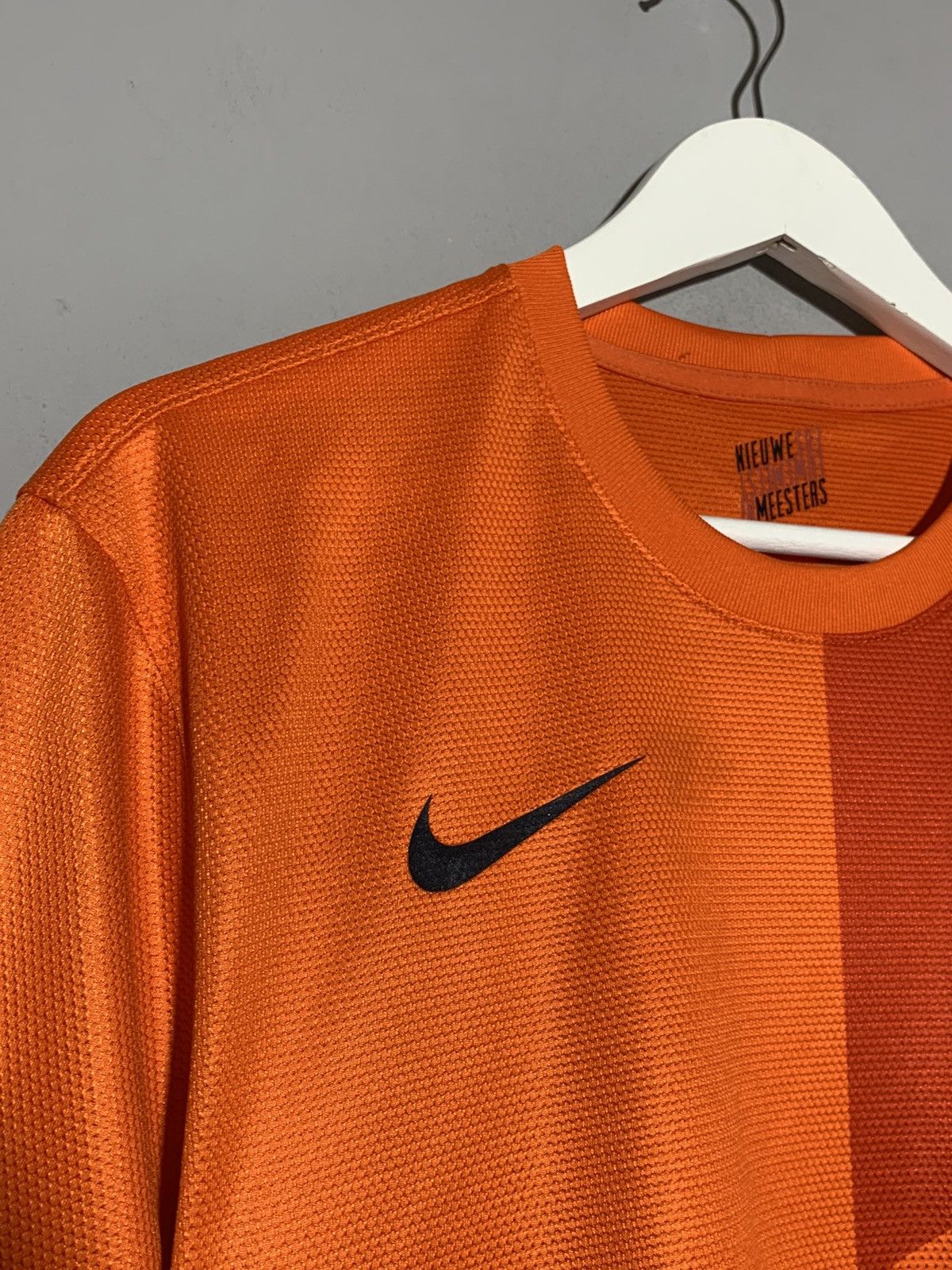 Nike Netherlands Nike 2012 Y2k Streetwear Football Shirt Size US M / EU 48-50 / 2 - 4 Thumbnail