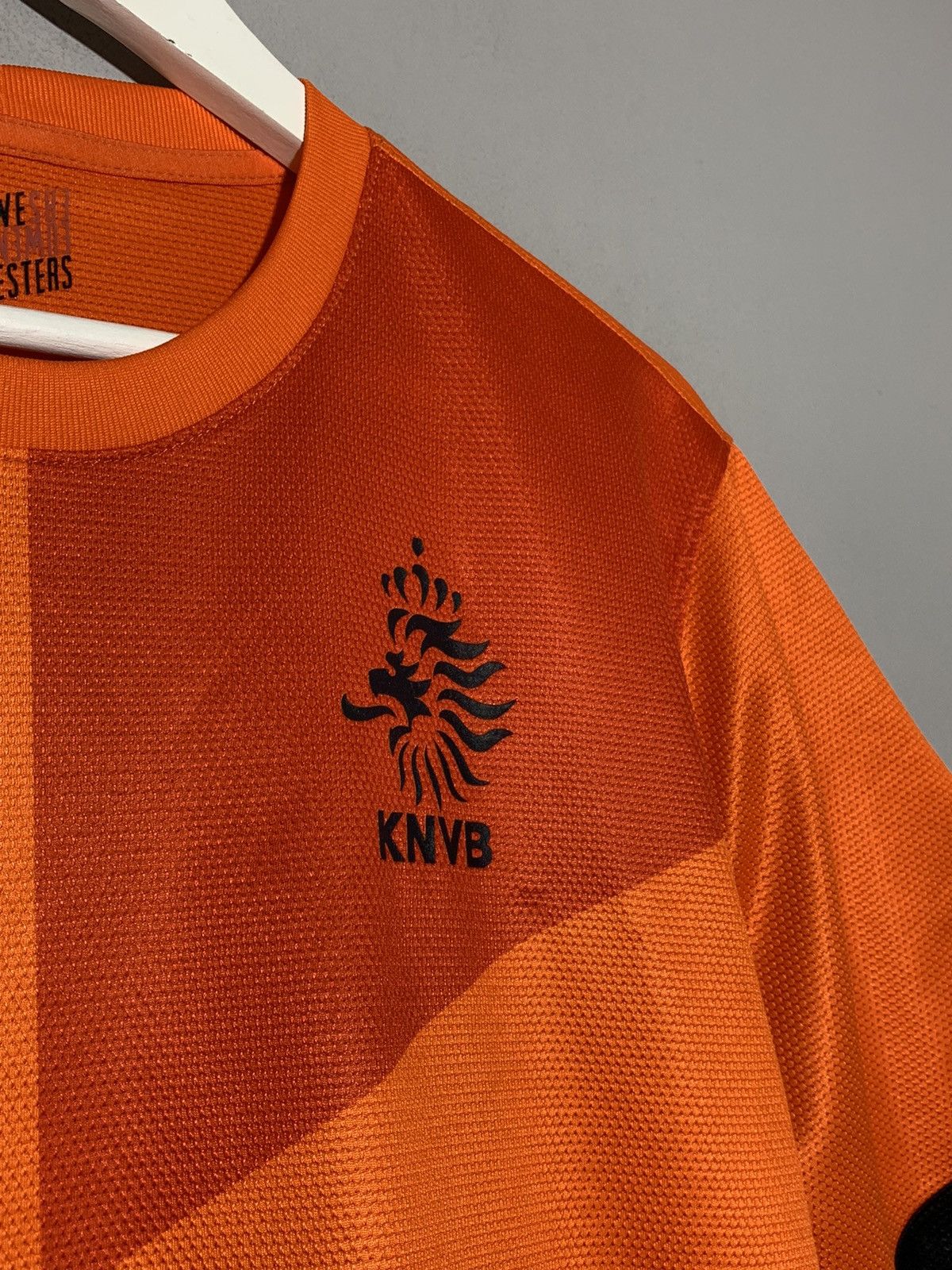 Nike Netherlands Nike 2012 Y2k Streetwear Football Shirt Size US M / EU 48-50 / 2 - 3 Thumbnail