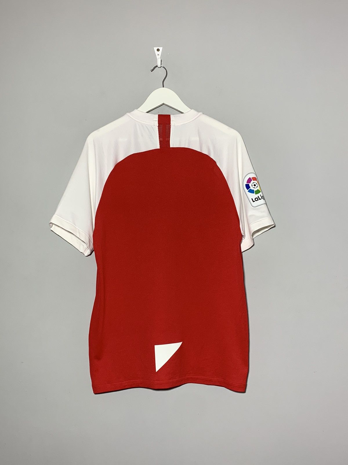 Nike FC Sevilla Nike 2019/20 Home Y2k Streetwear Football Shirt Size US L / EU 52-54 / 3 - 10 Thumbnail