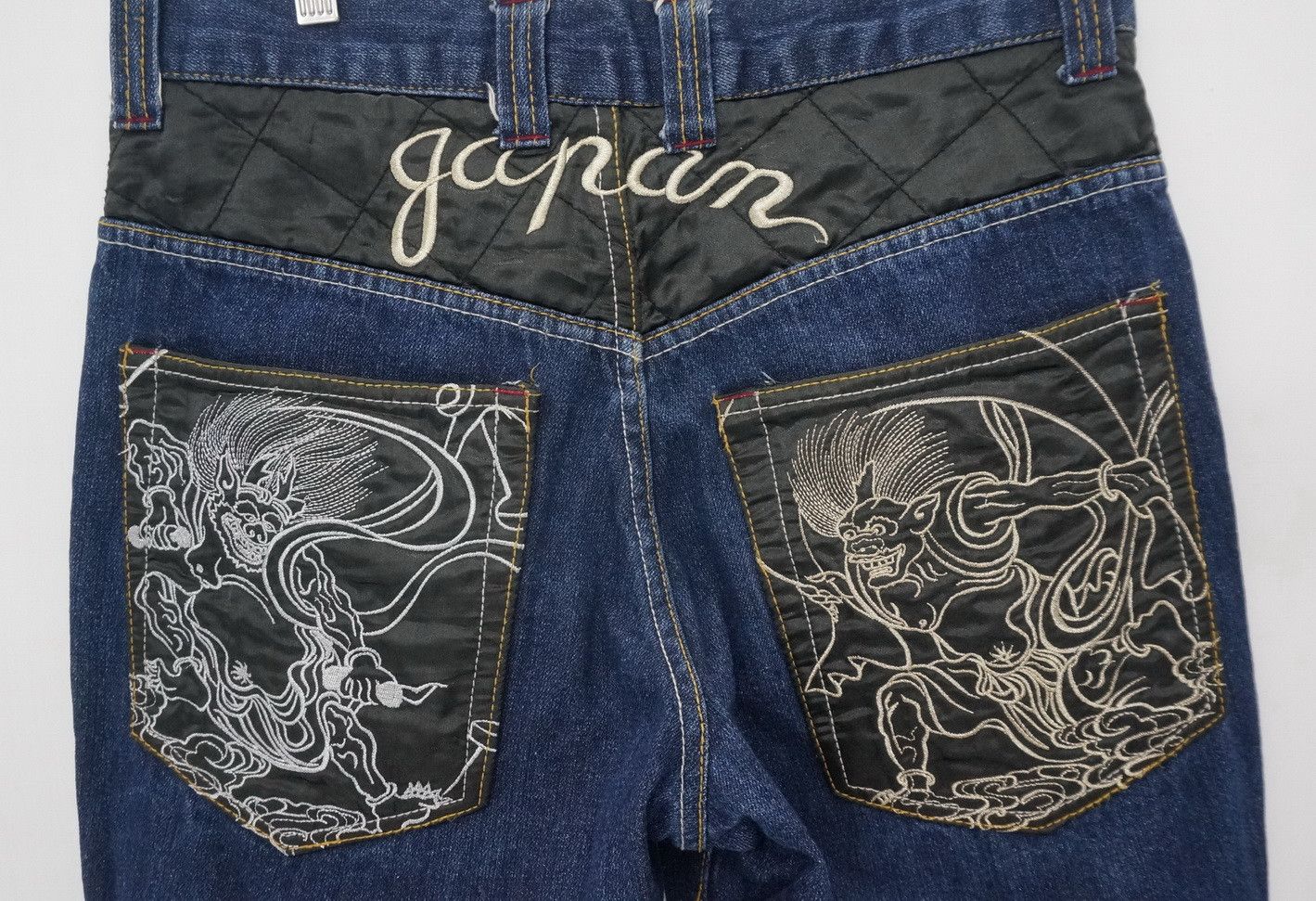 Japanese Brand FUJIN & RAIJIN Sukajan Japan Embroidered Shorts Denim Size US 32 / EU 48 - 3 Thumbnail