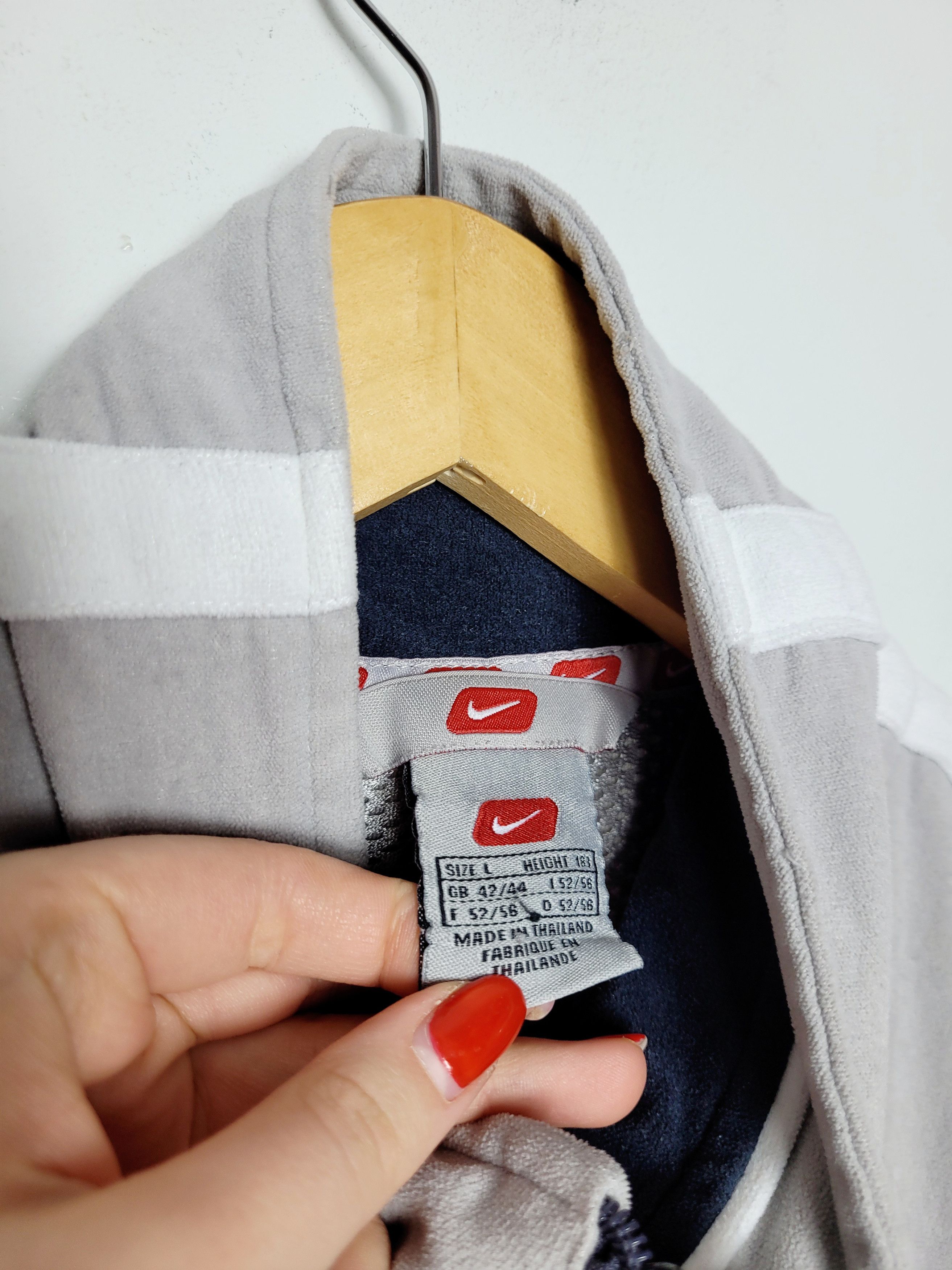 Nike Nike vintage light jacket Size US L / EU 52-54 / 3 - 6 Thumbnail