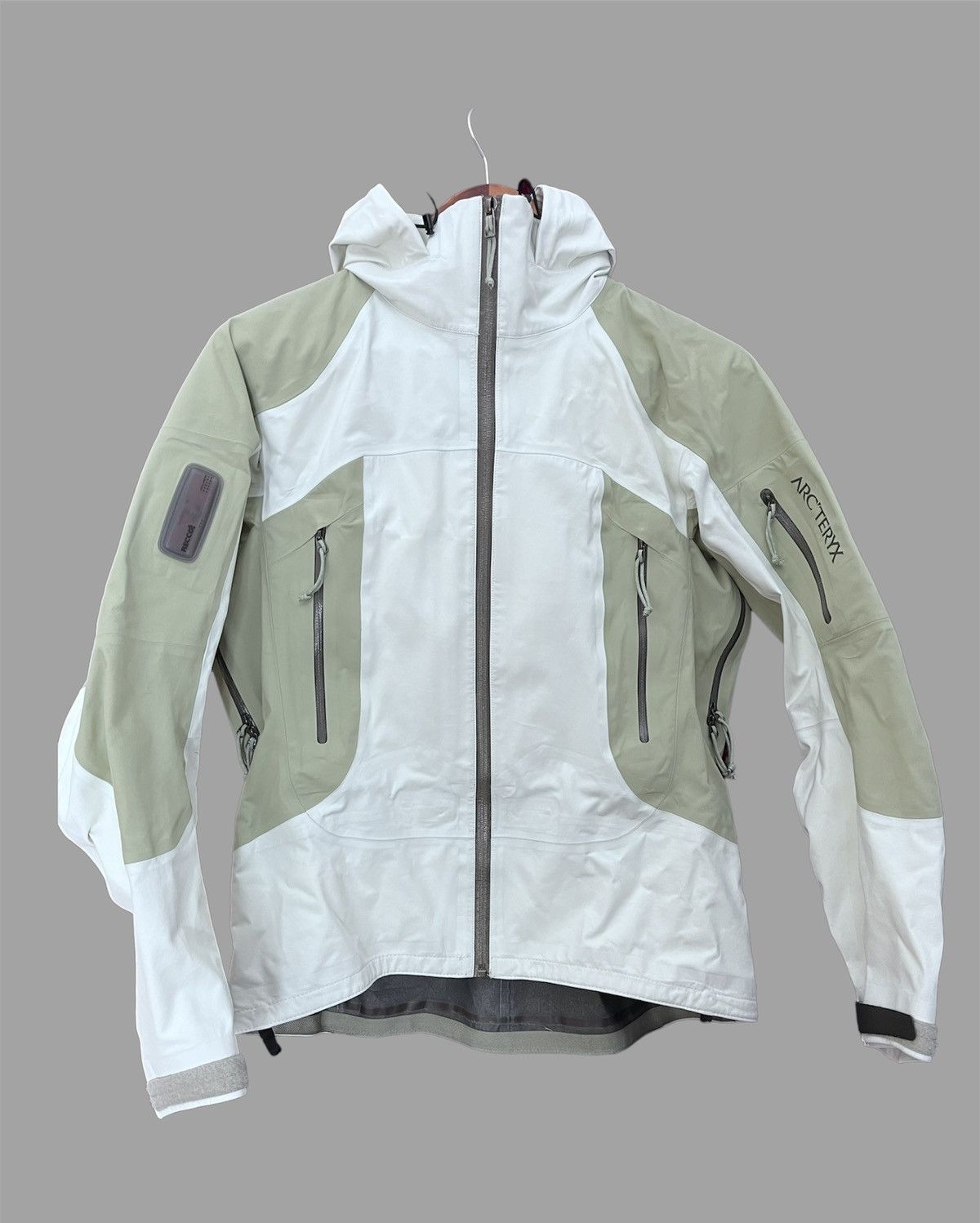 Arc'Teryx 2008 Arc’teryx Stingray vintage goretex hardshell goretex Grailed