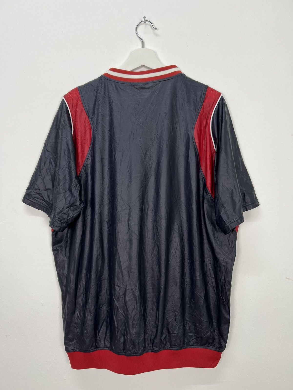 Nike × Vintage Vintage 90s Nike Nylon Tee Size US XL / EU 56 / 4 - 8 Thumbnail