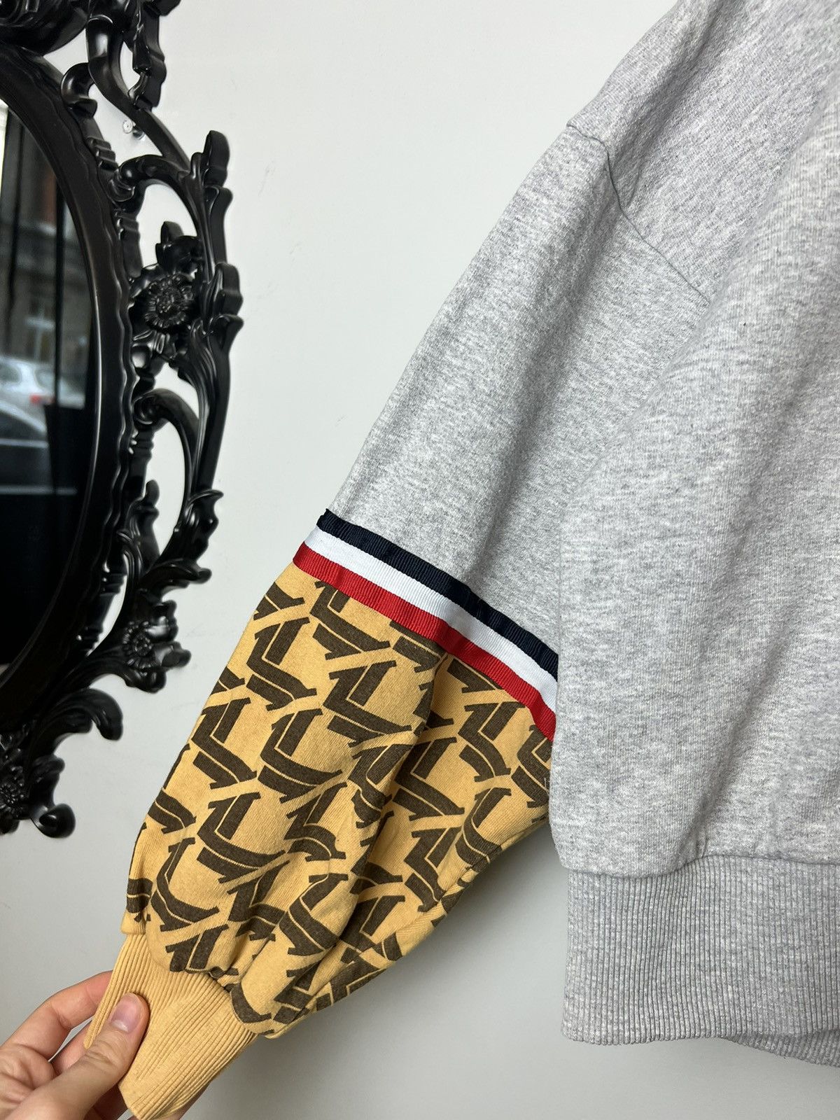 Karl Kani Womens Karl Kani Logo Hoodie Small Size Hype Streetwear Rap Size S / US 4 / IT 40 - 4 Thumbnail
