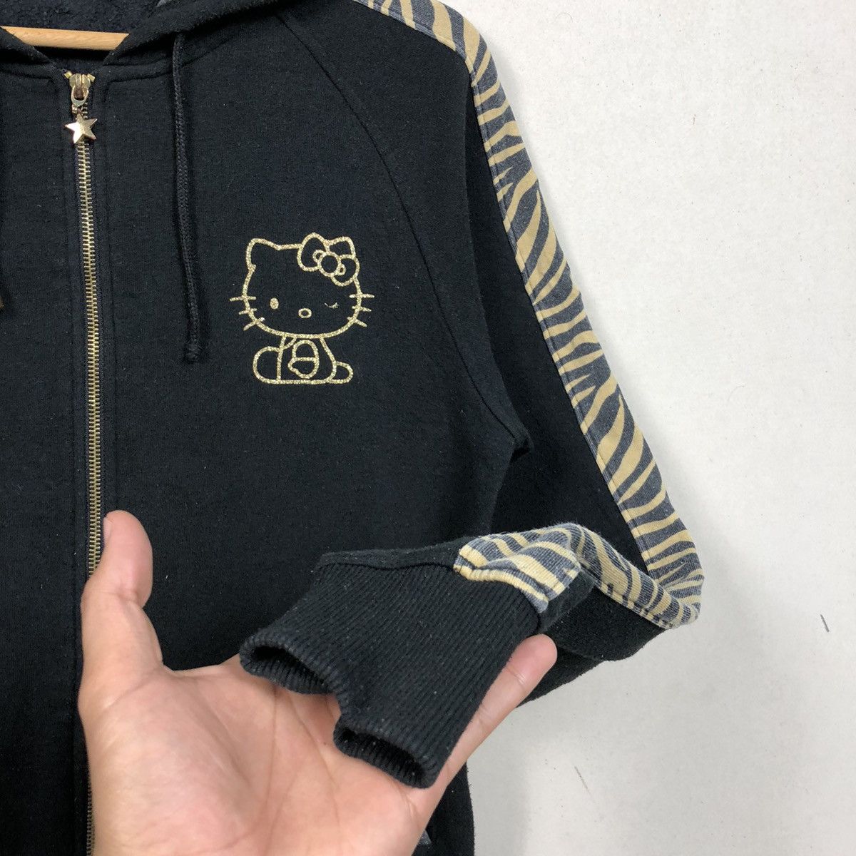 Anime Pick ⚡️ Vintage Hello Kitty Hoodies Full Zipper Sweater Size US M / EU 48-50 / 2 - 5 Thumbnail
