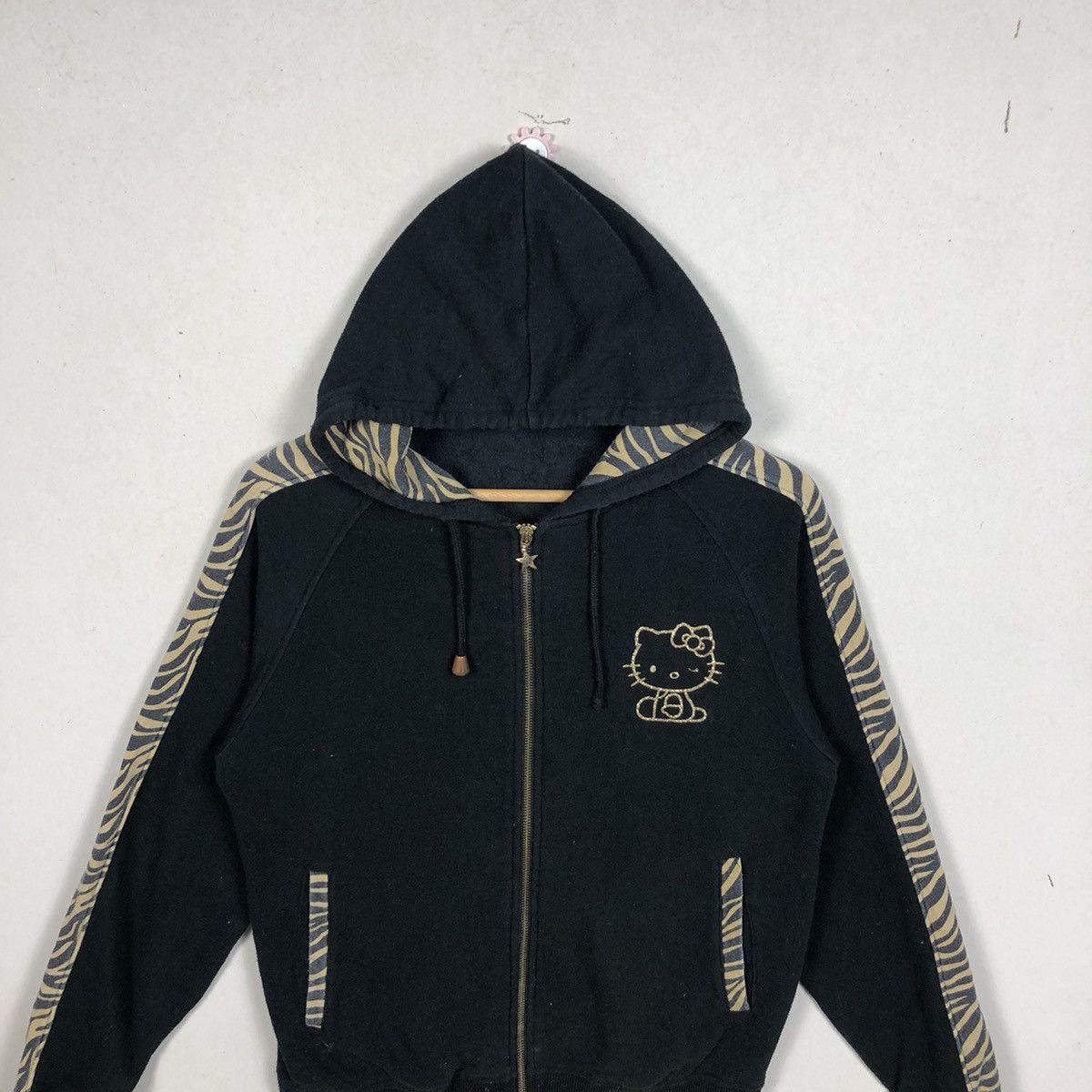 Anime Pick ⚡️ Vintage Hello Kitty Hoodies Full Zipper Sweater Size US M / EU 48-50 / 2 - 3 Thumbnail