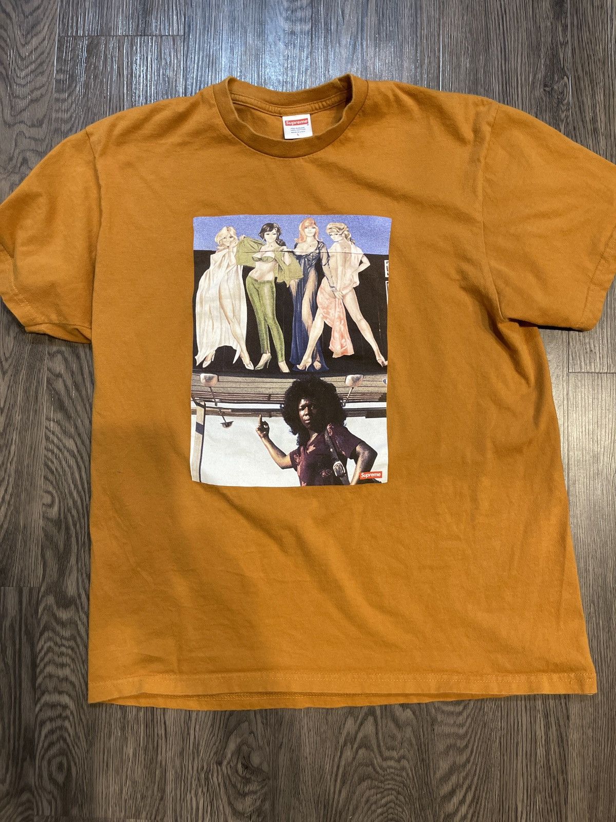 Supreme Supreme T Shirt Size US L / EU 52-54 / 3 - 1 Thumbnail