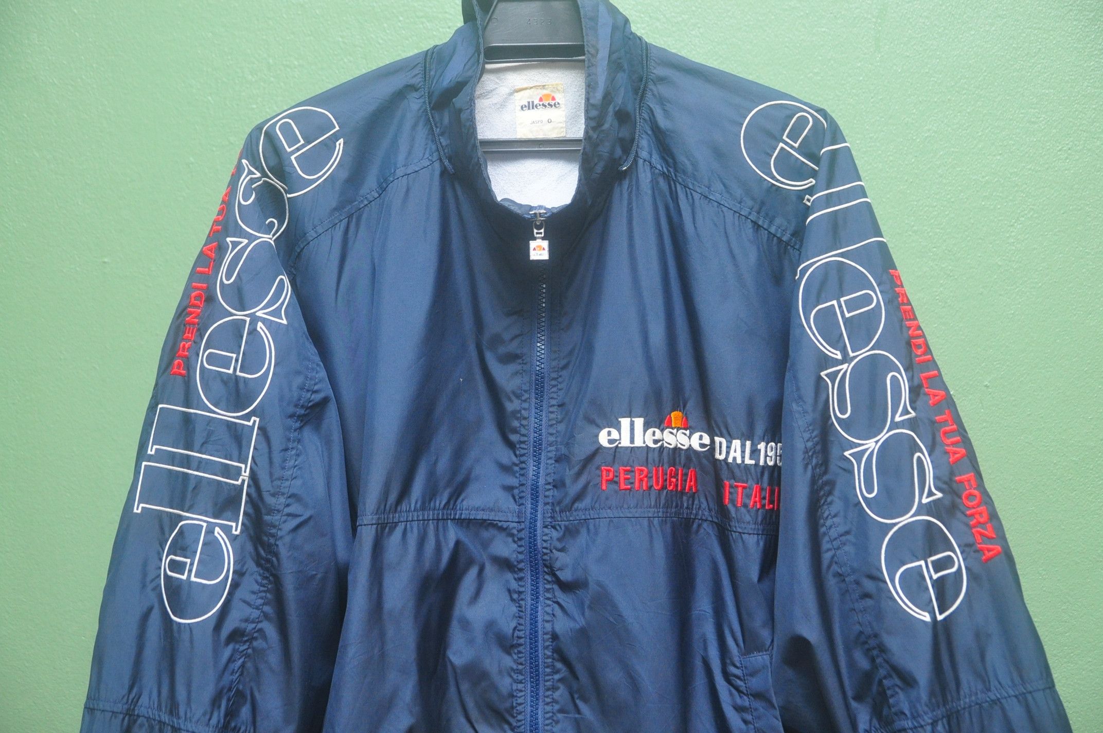 Ellesse × Japanese Brand × Vintage Vintage Ellesse Big Logo Perugia Italia Designer Style Size US XL / EU 56 / 4 - 3 Thumbnail