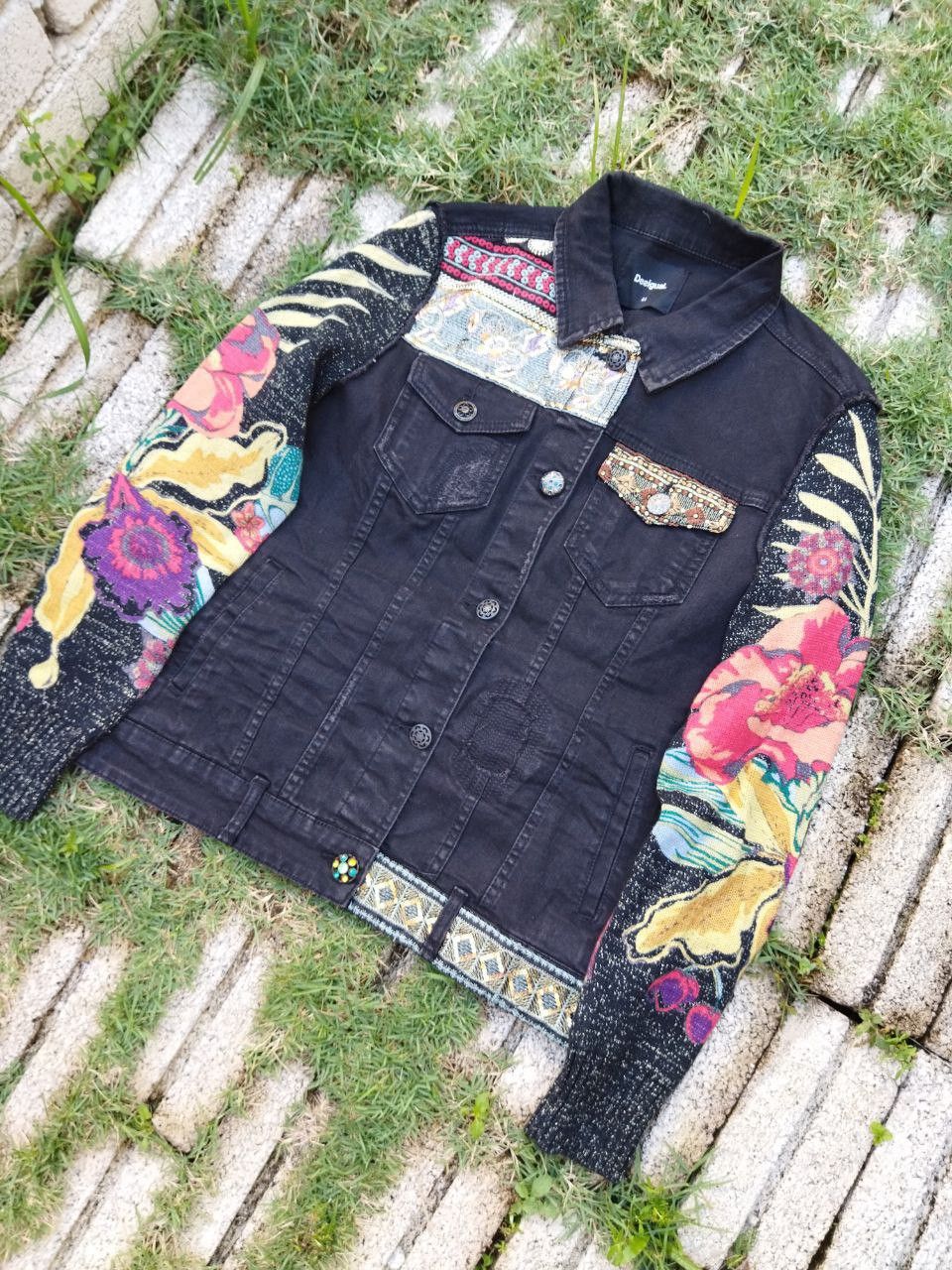 Desigual Desigual Stretch Distressed Look Denim Jacket Size M / US 6-8 / IT 42-44 - 2 Thumbnail