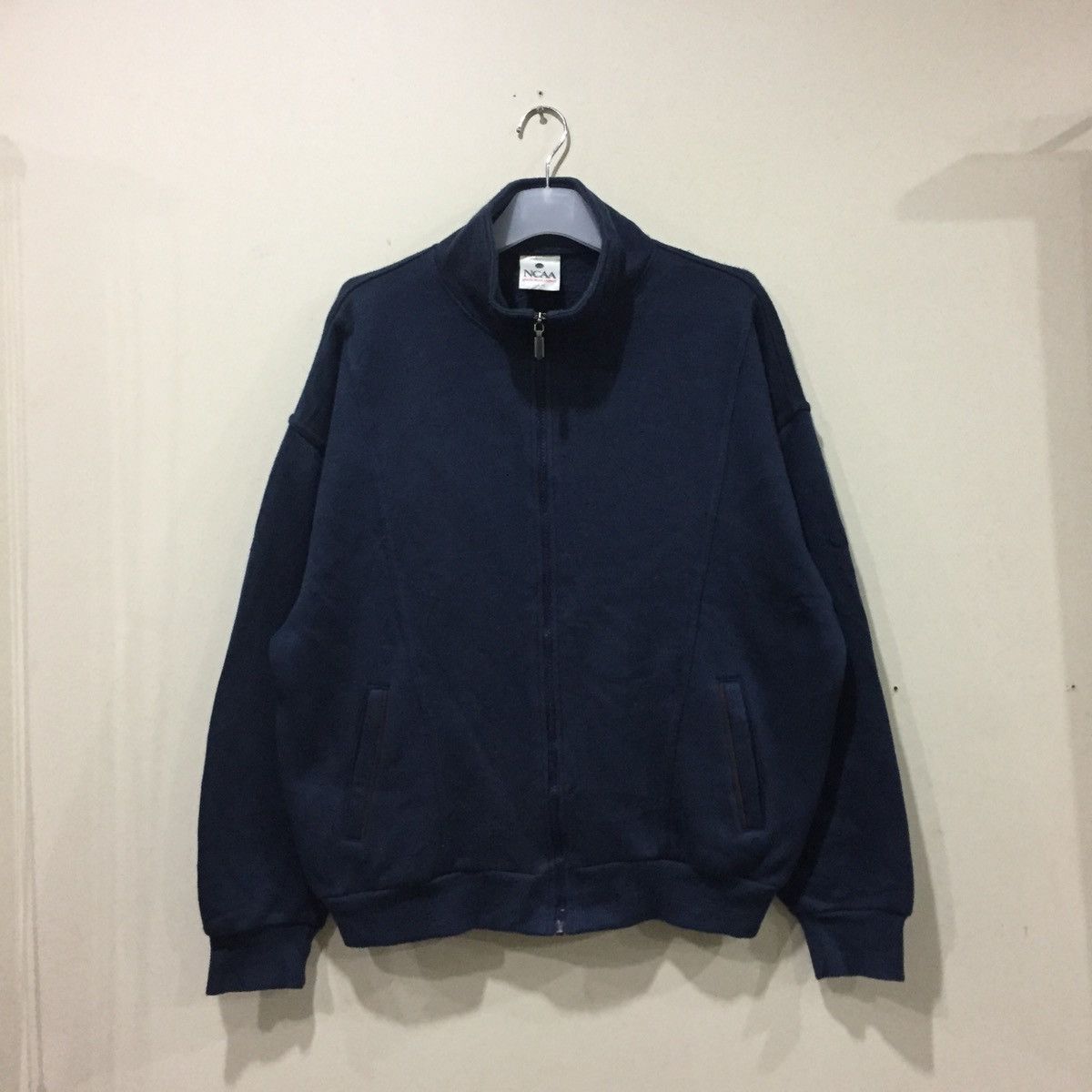 Japanese Brand × NCAA NCAA jacket sweater plain color.. small logo Size US L / EU 52-54 / 3 - 1 Thumbnail