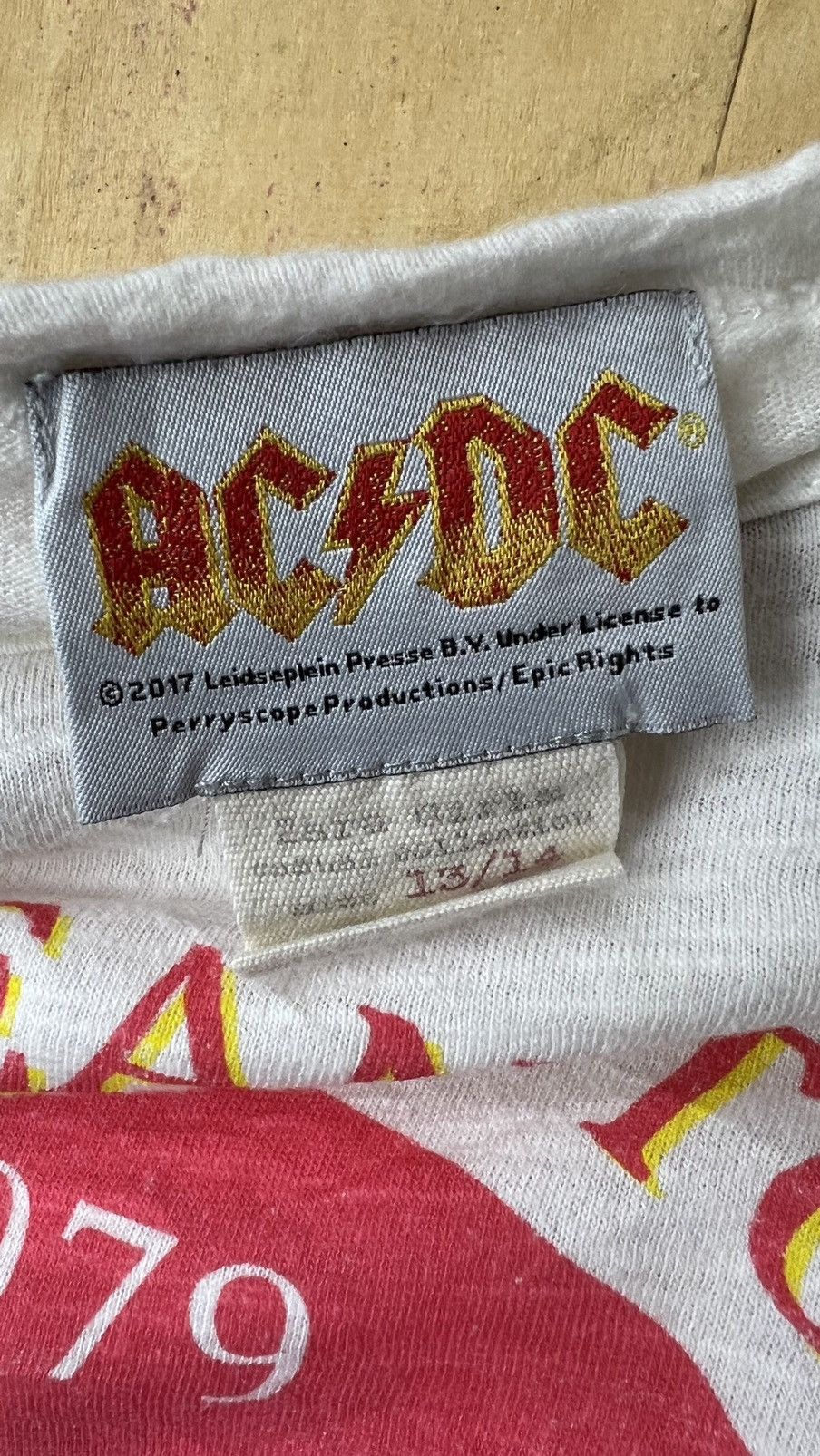 AC/DC × Band Tees × Zara ACDC Zara Girl Collection Size XL / US 12-14 / IT 48-50 - 9 Thumbnail