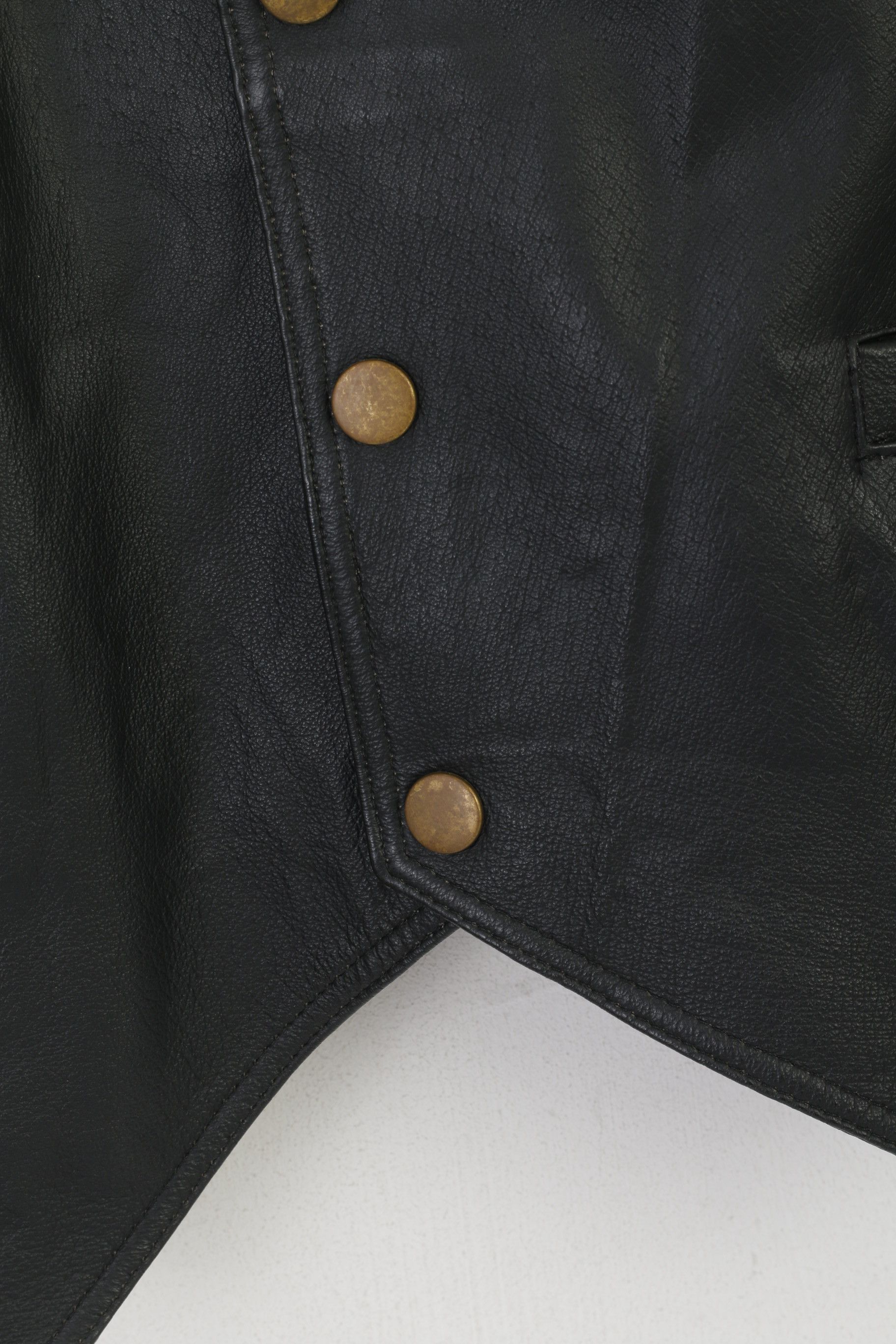 Leather Vintage Men L Waistcoat Black Leather Snap Front 6893 Size US L / EU 52-54 / 3 - 4 Thumbnail