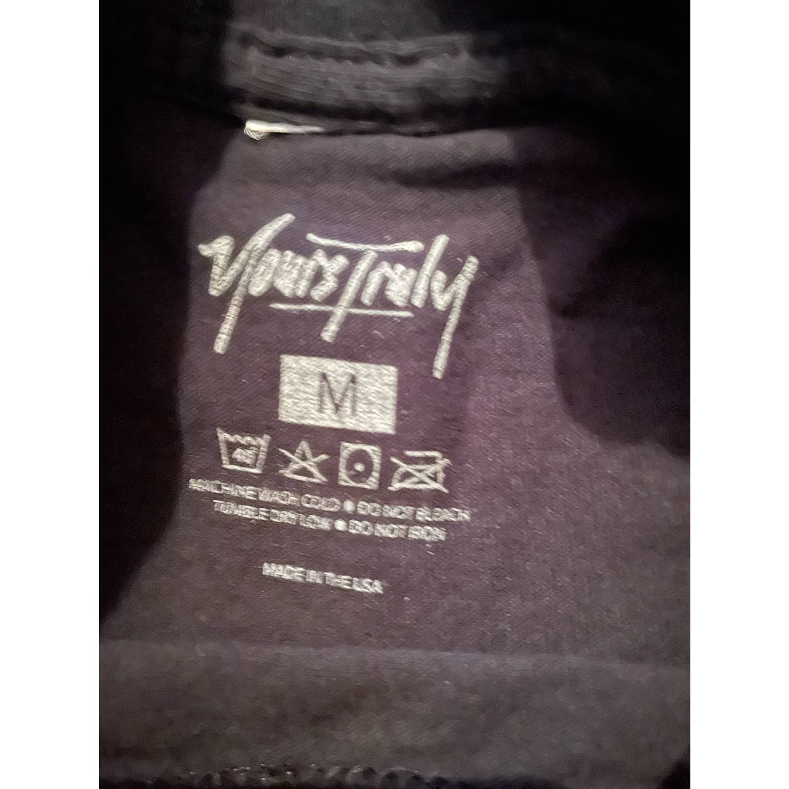 Yours Truly Clothing by Phora rose tee medium