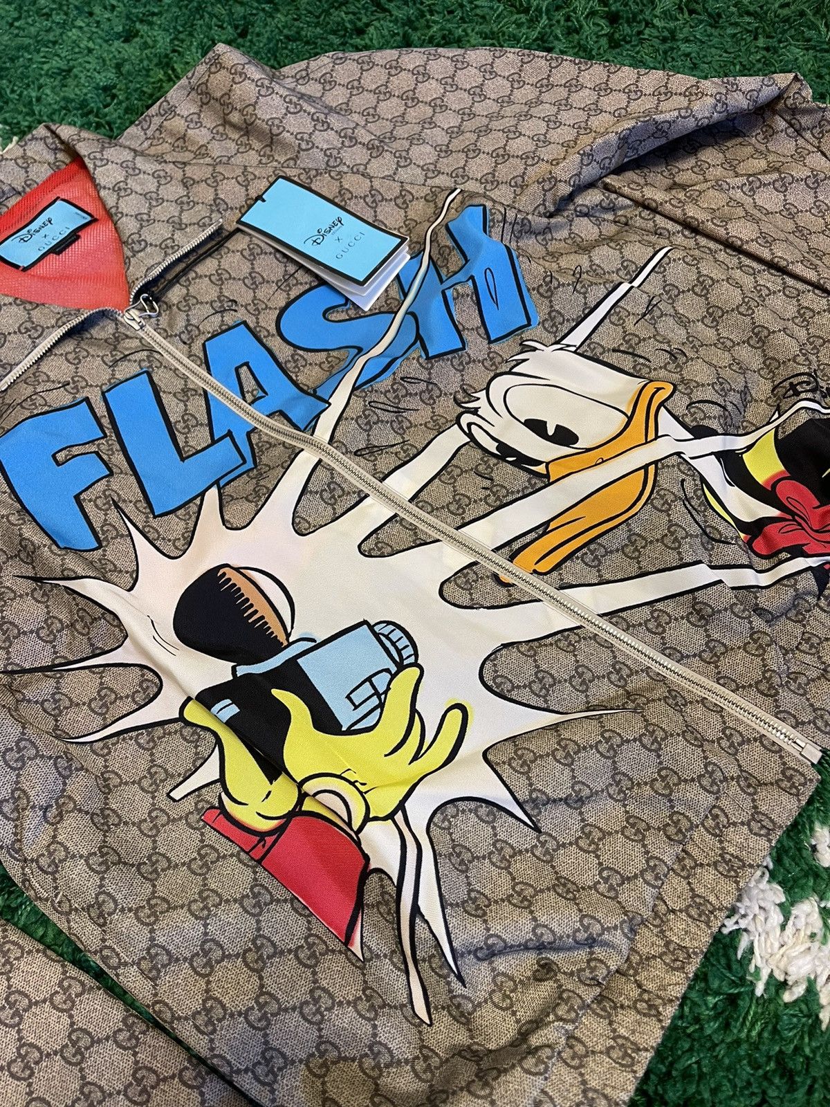 GUCCI x Disney ドナルドダック GG ナイロンジャケット PAUSE or Skip: Disney x Gucci Donald Duck GG Jacket – PAUSE