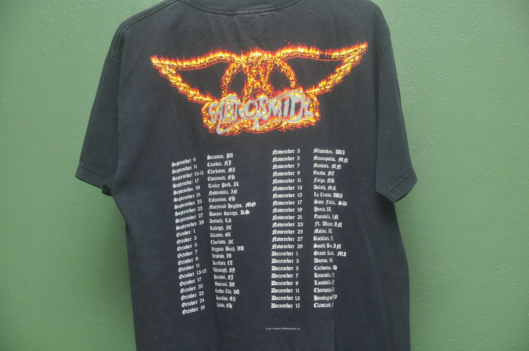 Band Tees × Japanese Brand × Vintage Vintage Aerosmith 9 Lives World Tour 1997 Shirt Size US L / EU 52-54 / 3 - 4 Thumbnail