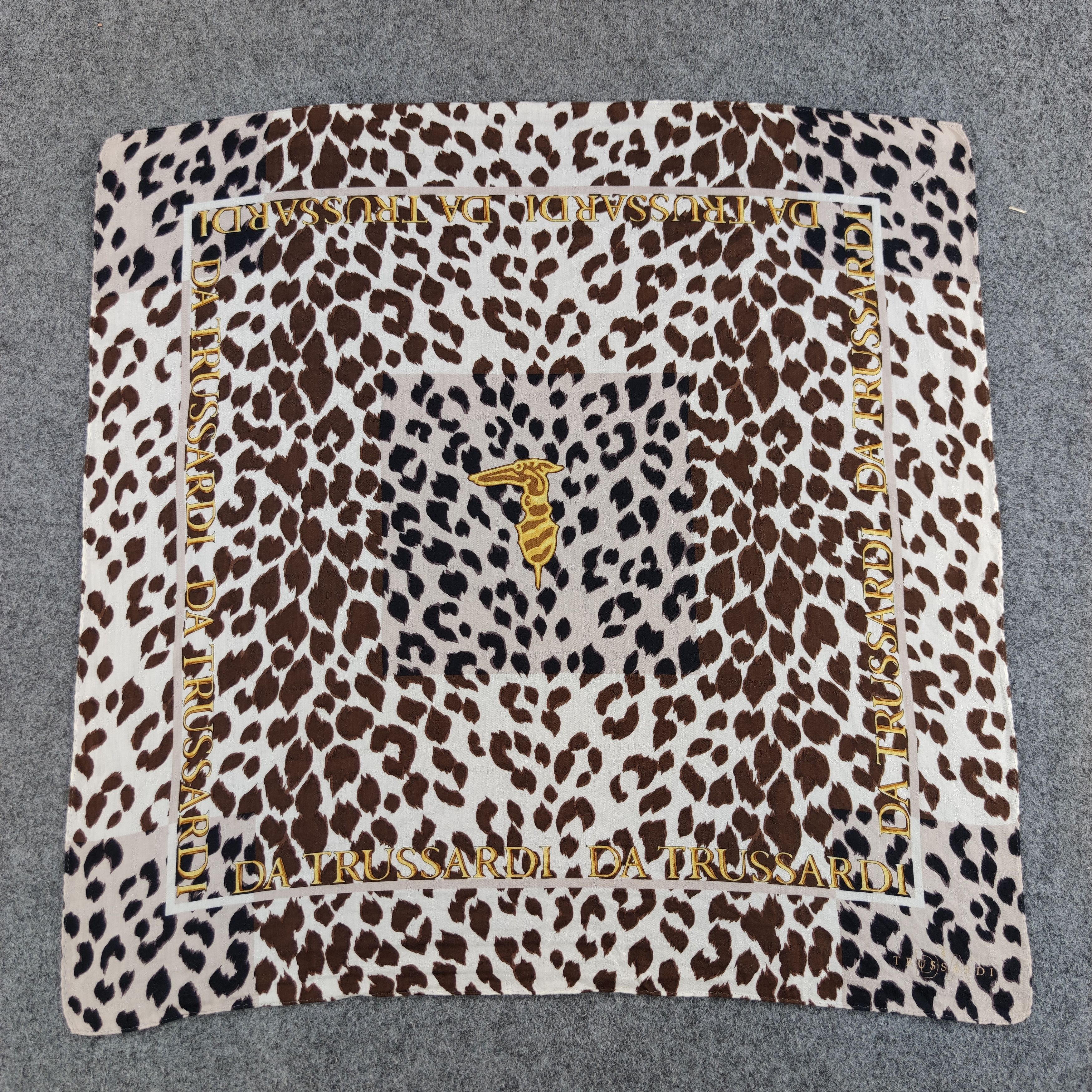 Trussardi Trussardi Handkerchief/Neckerchief/Bandana Size ONE SIZE - 2 Thumbnail