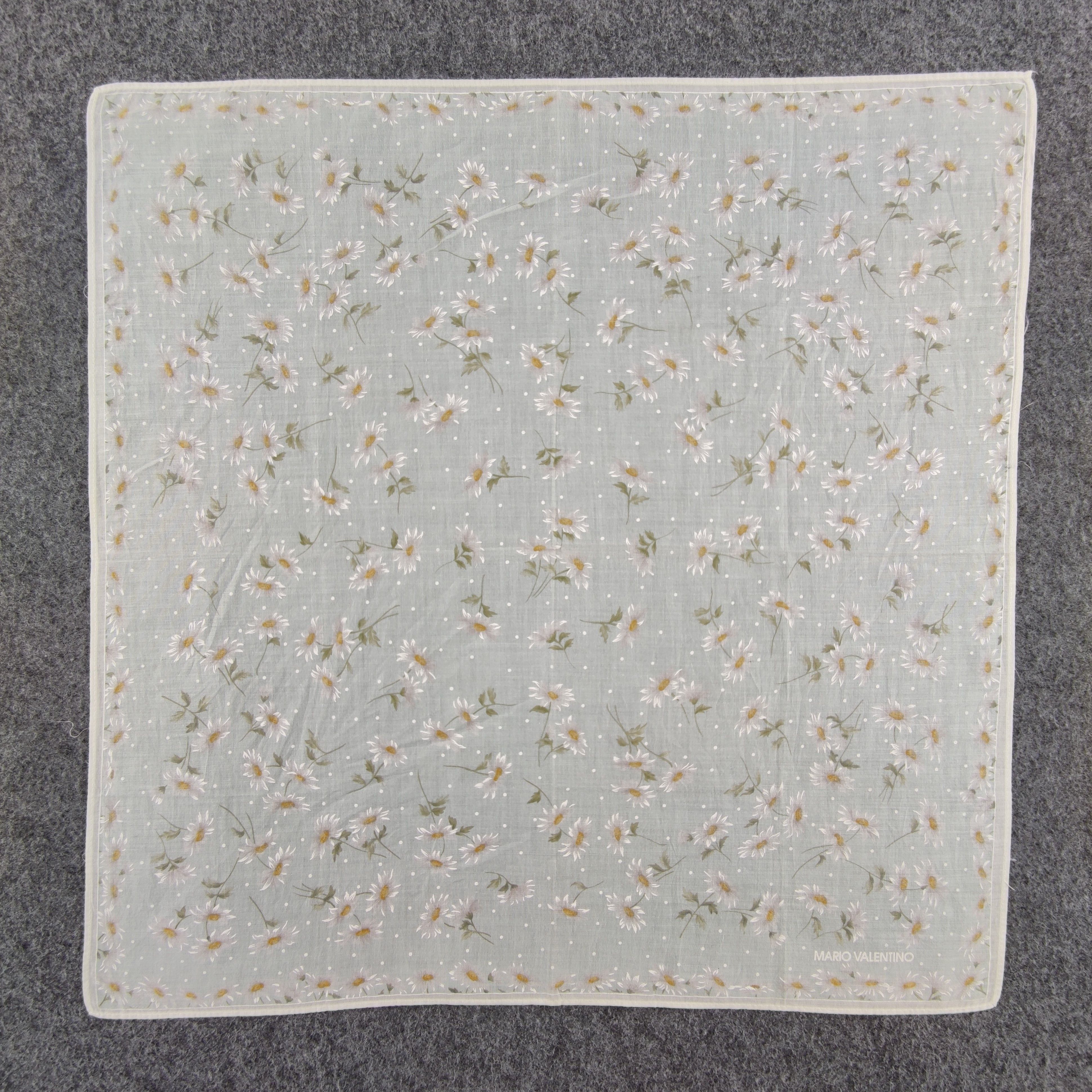 Mario Valentino Mario Valentino Handkerchief/Neckerchief/Bandana Size ONE SIZE - 2 Thumbnail