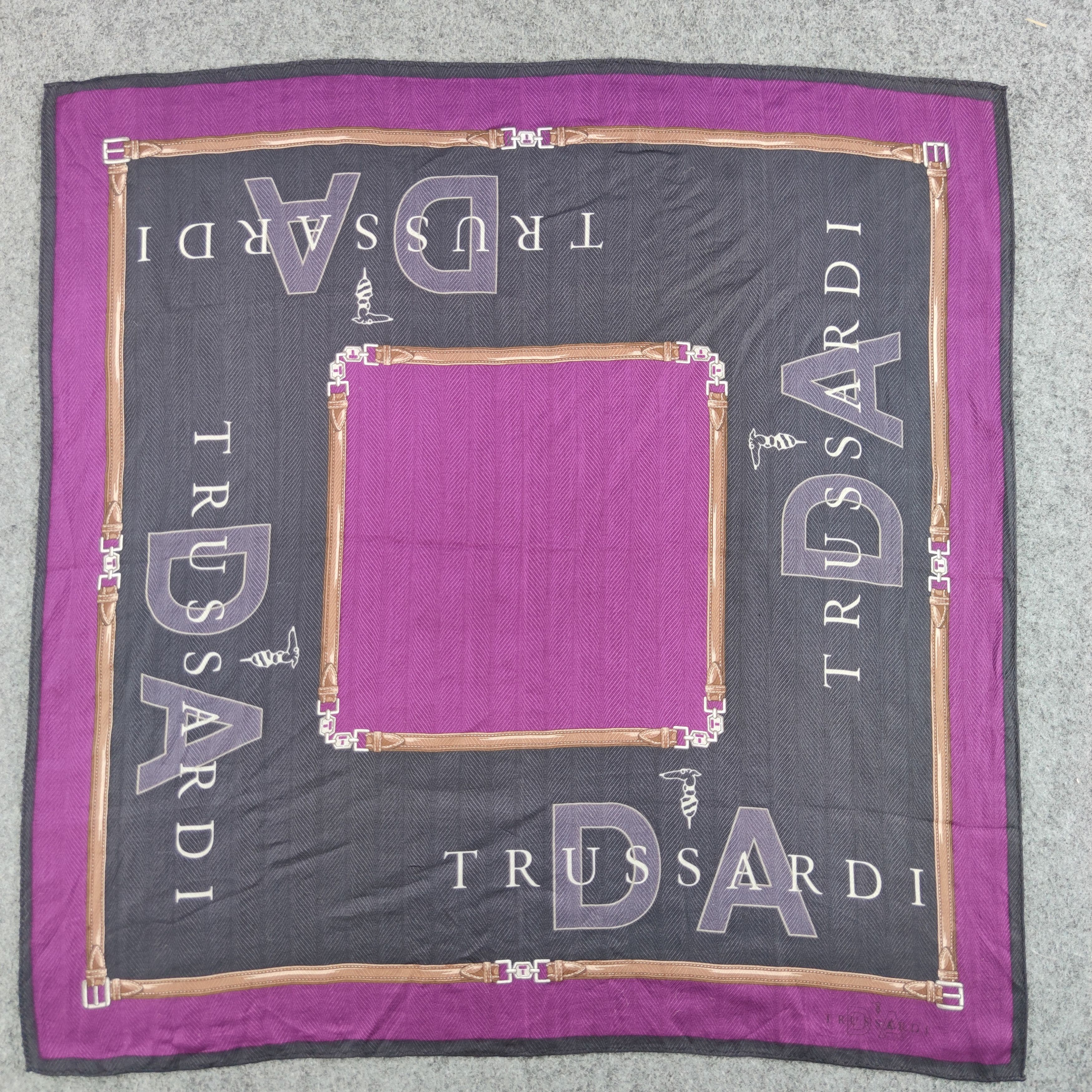 Trussardi Trussardi Handkerchief/Neckerchief/Bandana Size ONE SIZE - 2 Thumbnail